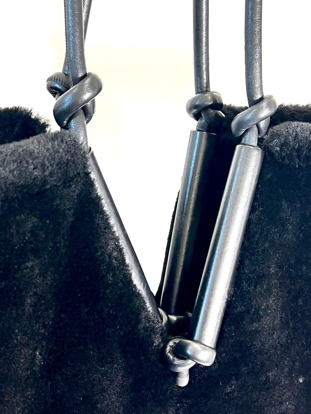 BOTTEGA VENETA SHEARLING REVERSIBLE TOTE BAG