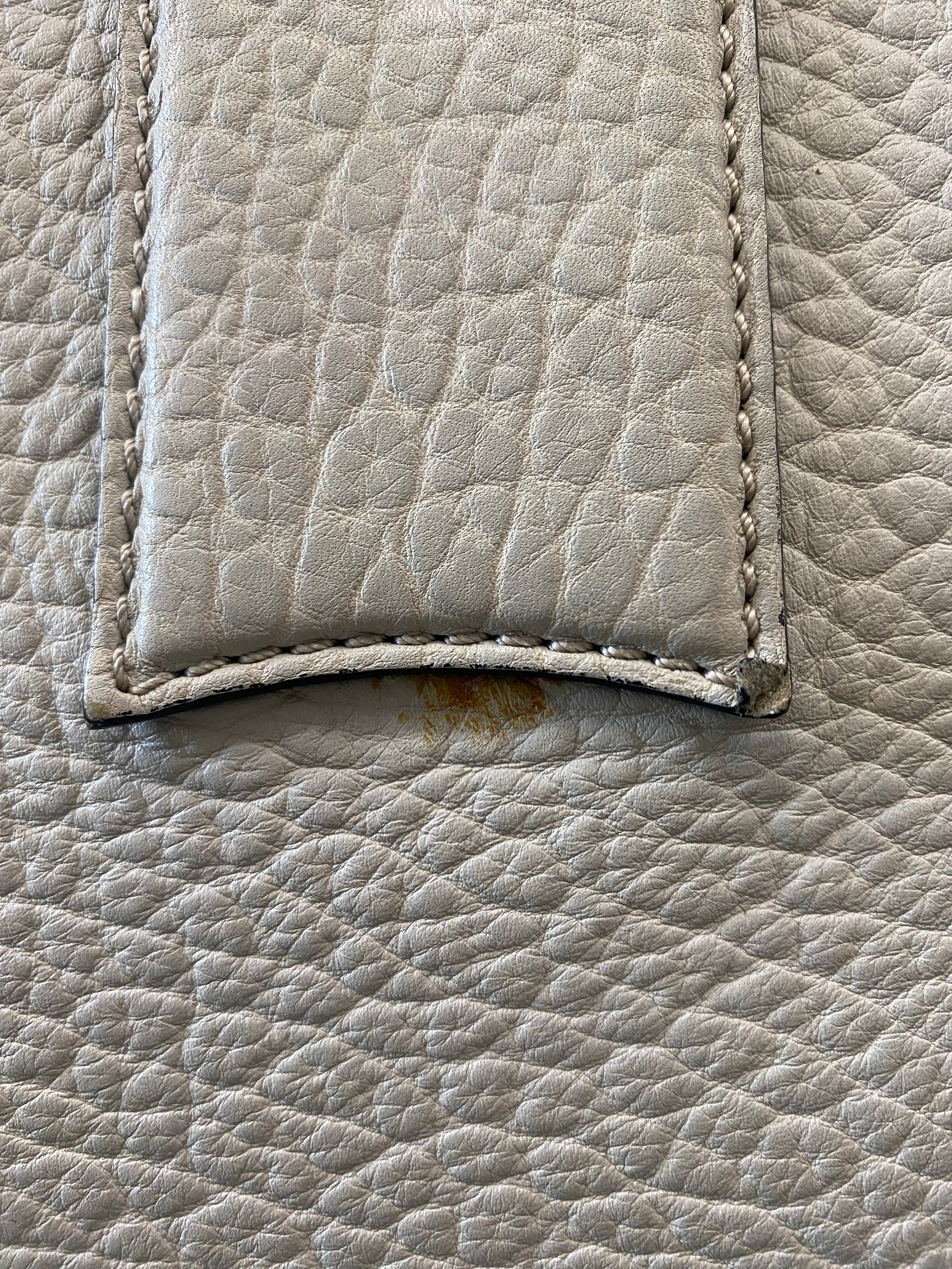 BURBERRY HERITAGE GRAINED LEATHER SMALL GLADSTONE SATCHEL