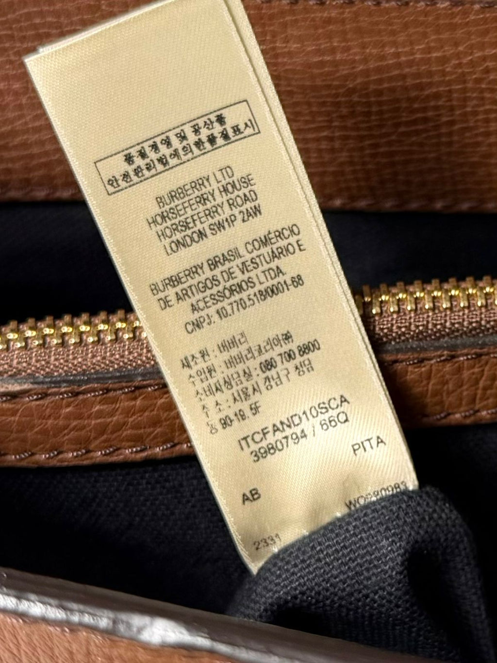 BURBERRY MEDIUM BANNER HOUSE CHECK CALFSKIN LEATHER TOTE BAG