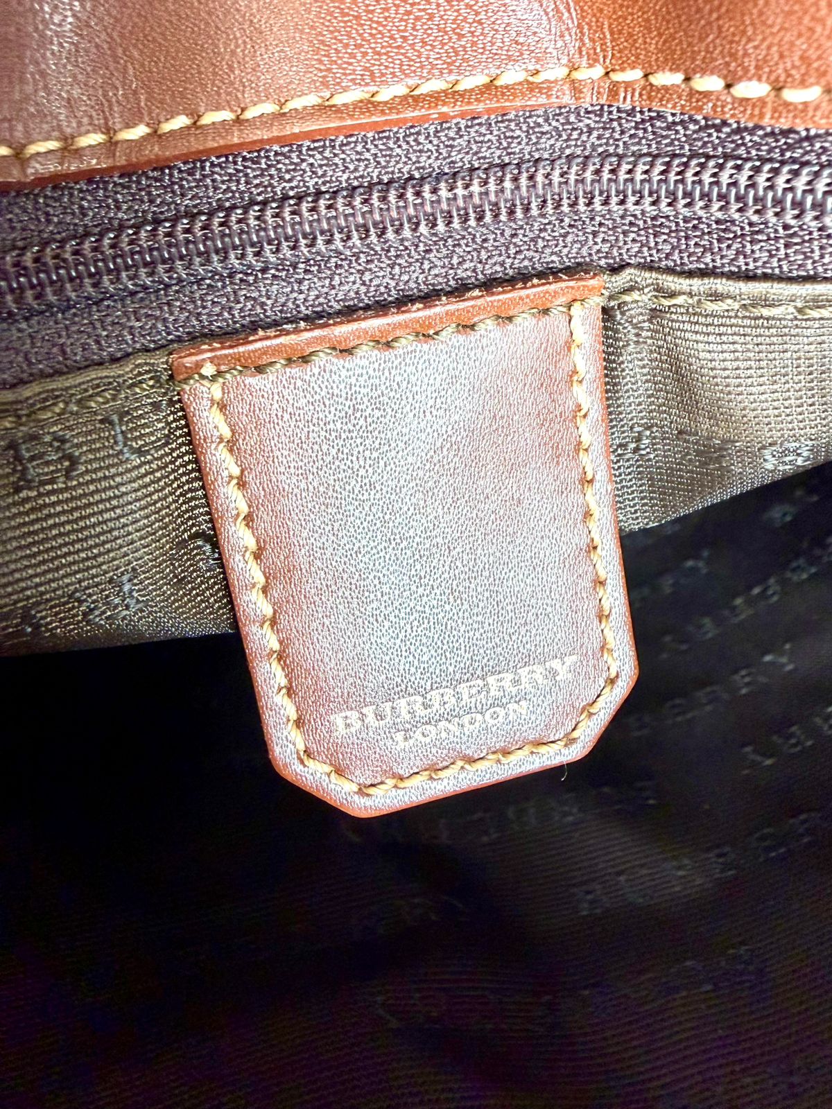 BURBERRY NOVA CHECK SHOULDER BAG
