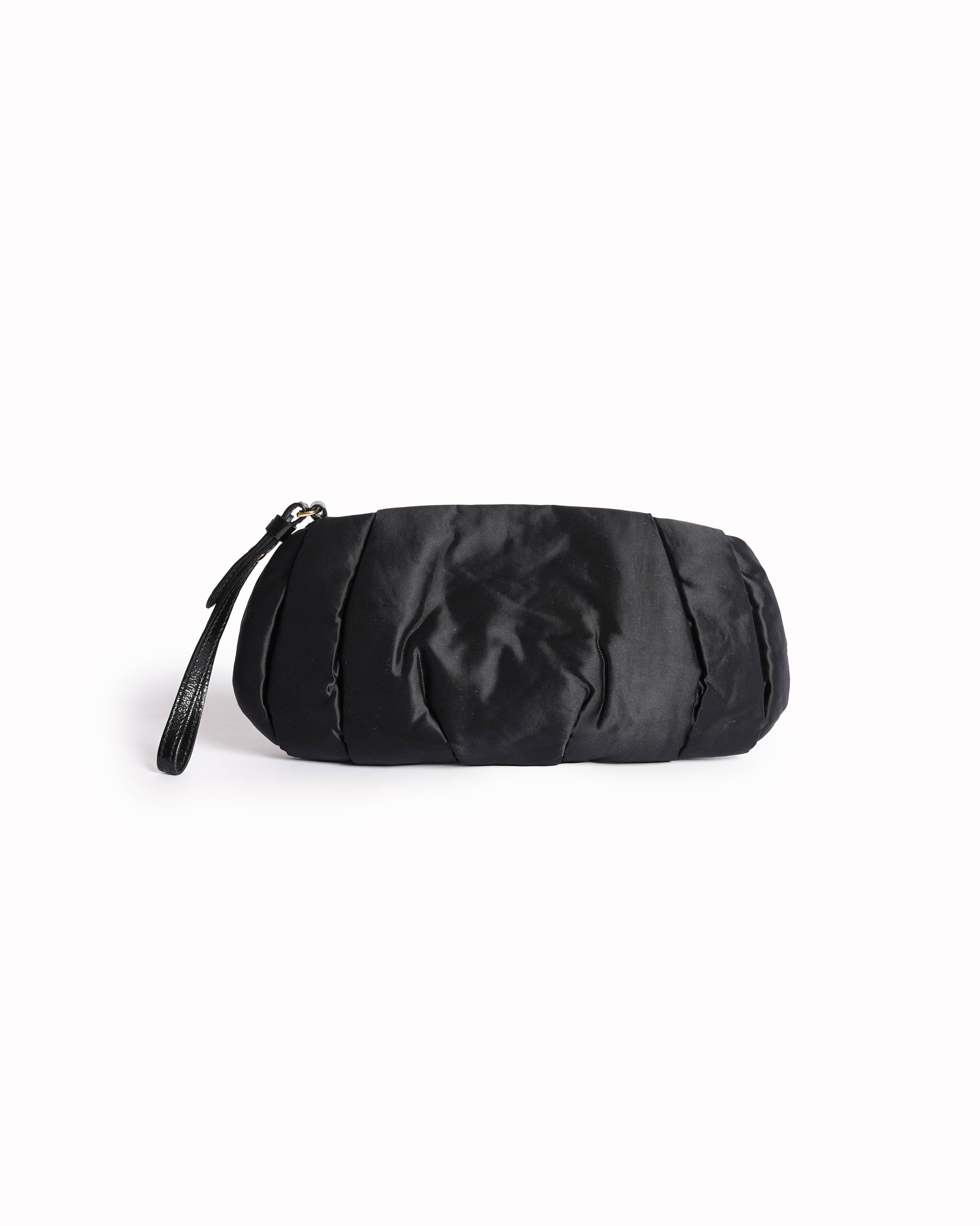 Tod's Women's Clutch Bag In Black