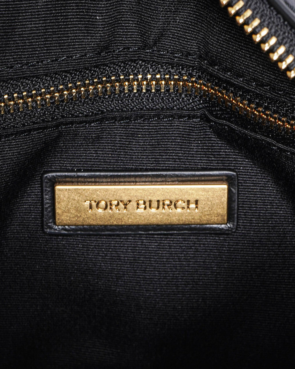 Tory burch kira diamond quilt camera crossbody bag