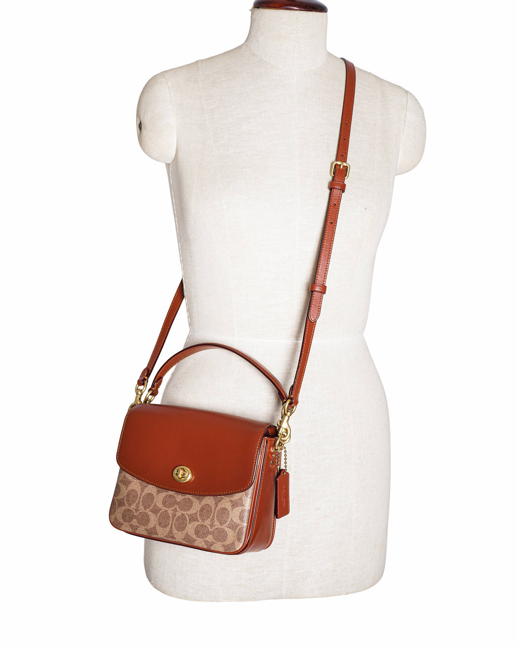 Coach cassie 19 signature canvas crossbody bag