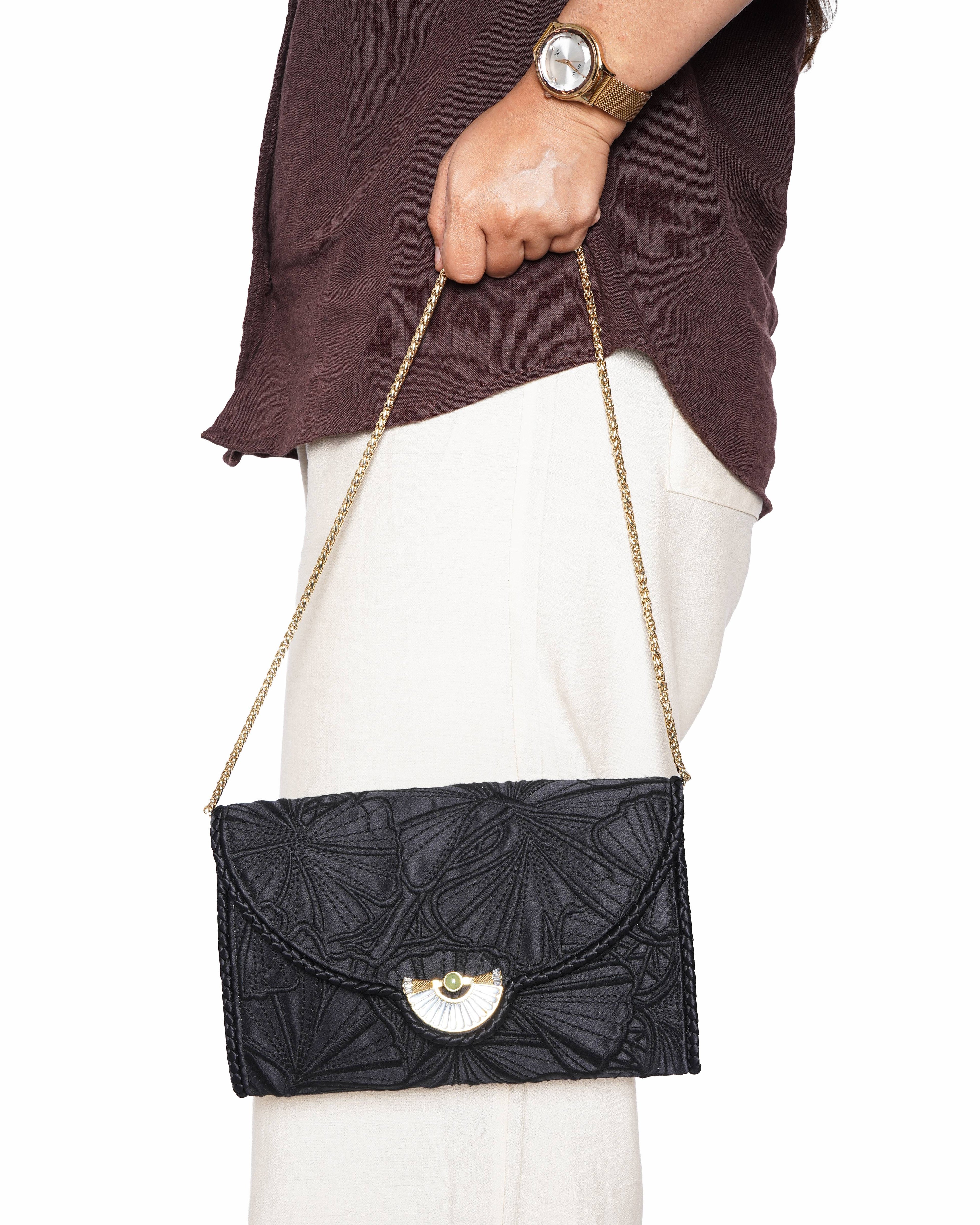 Shanghai Thang Envelope Clutch Bag In Black