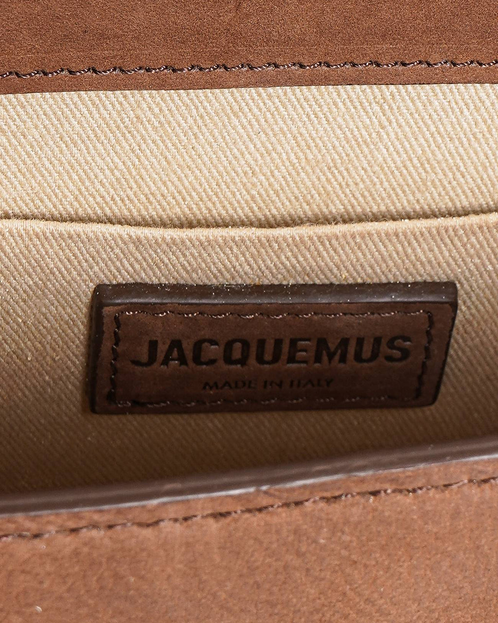 Jacquemus Le Chiquito Moyen Crossbody Bag In Brown