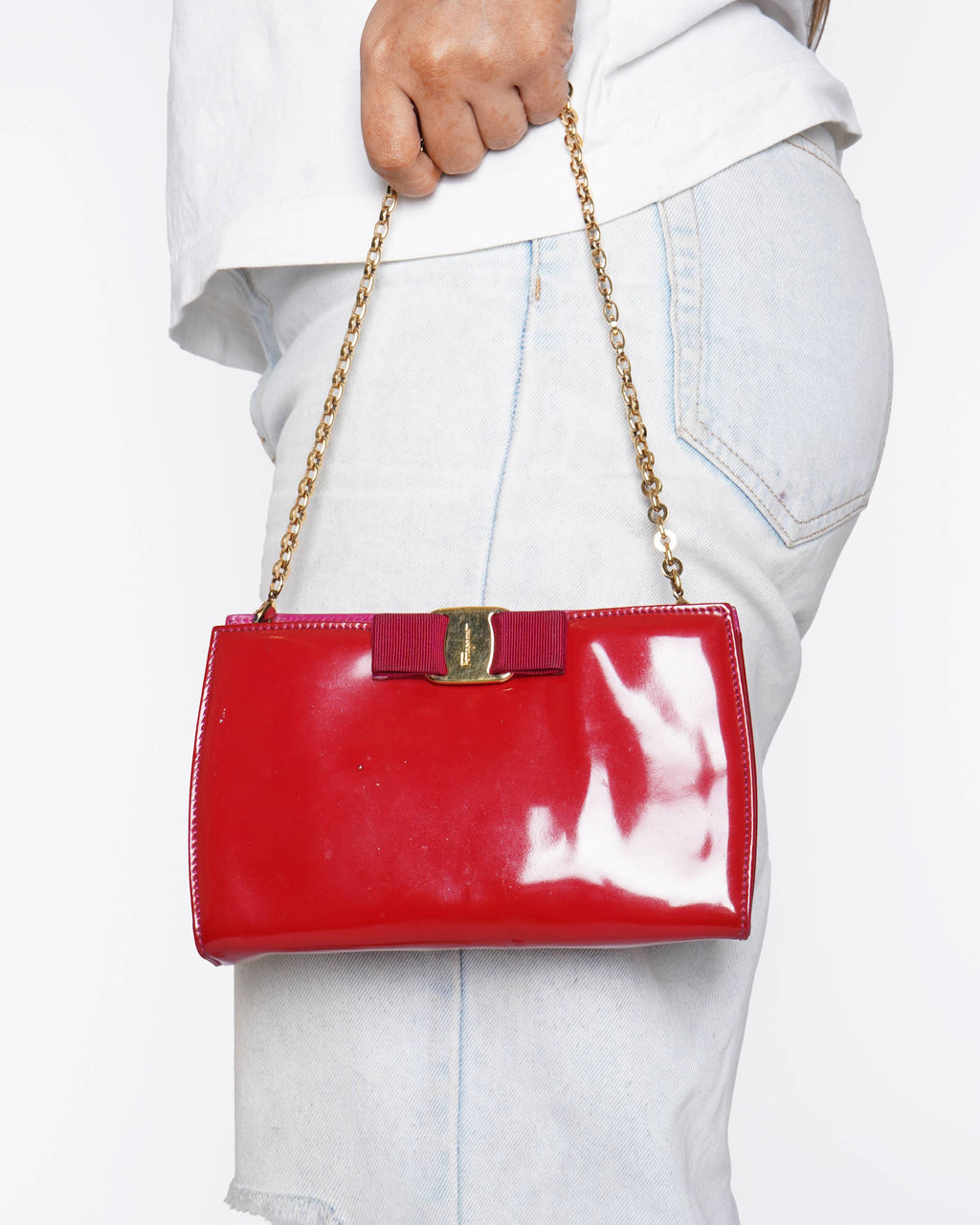 Salvatore ferragamo patent leather vara bow clutch