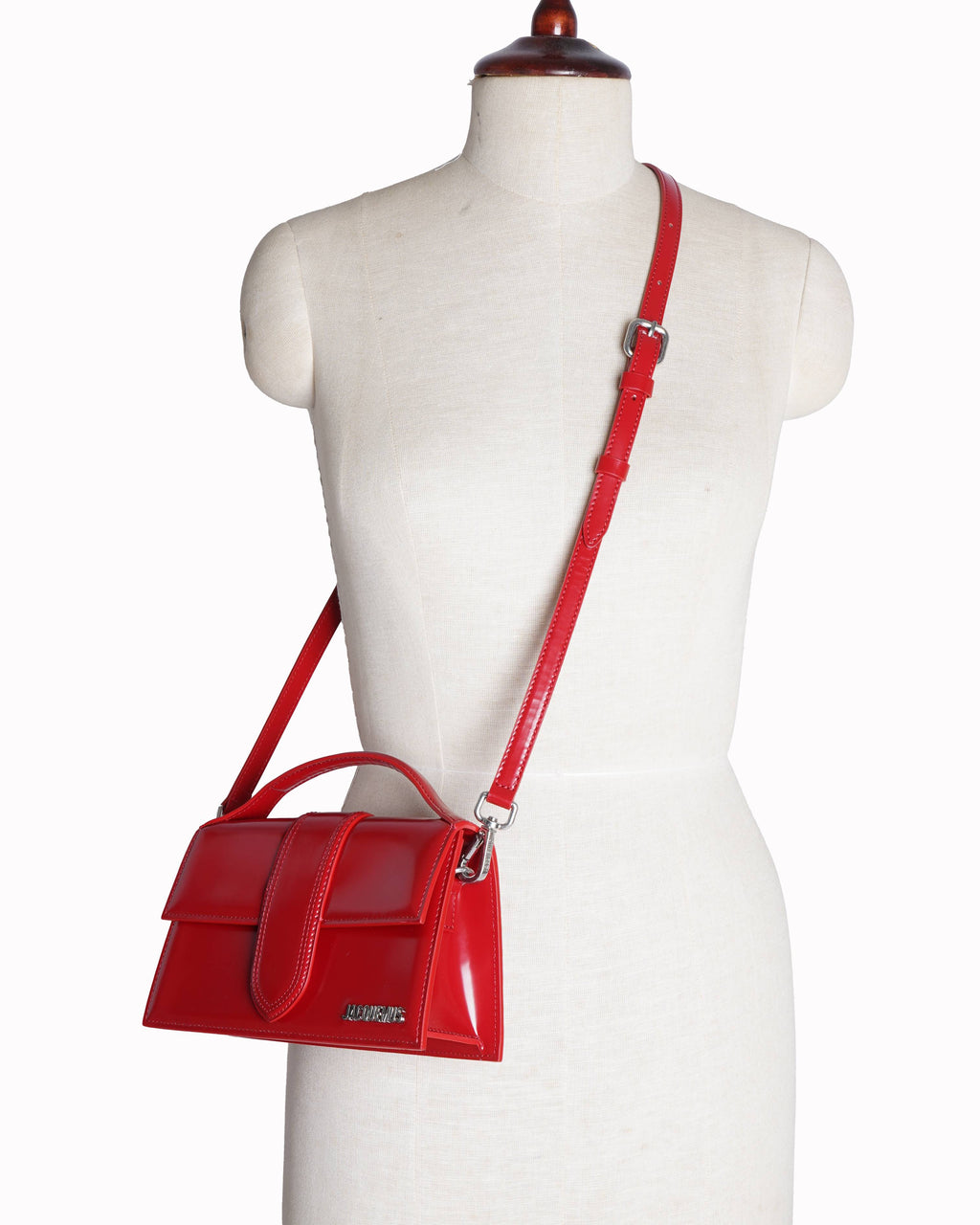 Jacquemus Le Grand Bambino Crossbody Bag In Red