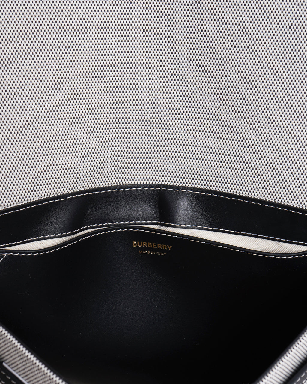 New Burberry Horseferry Print Note Cropssbody Bag