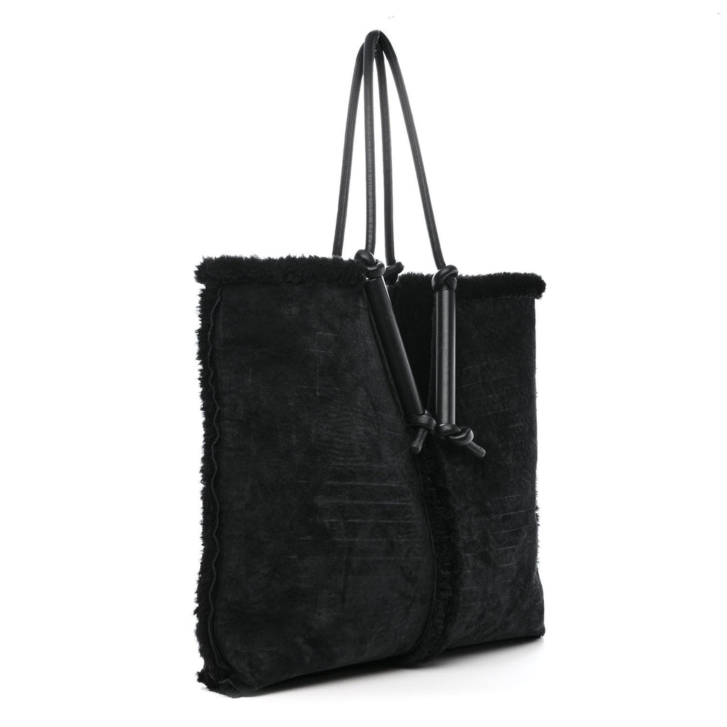 BOTTEGA VENETA SHEARLING REVERSIBLE TOTE BAG