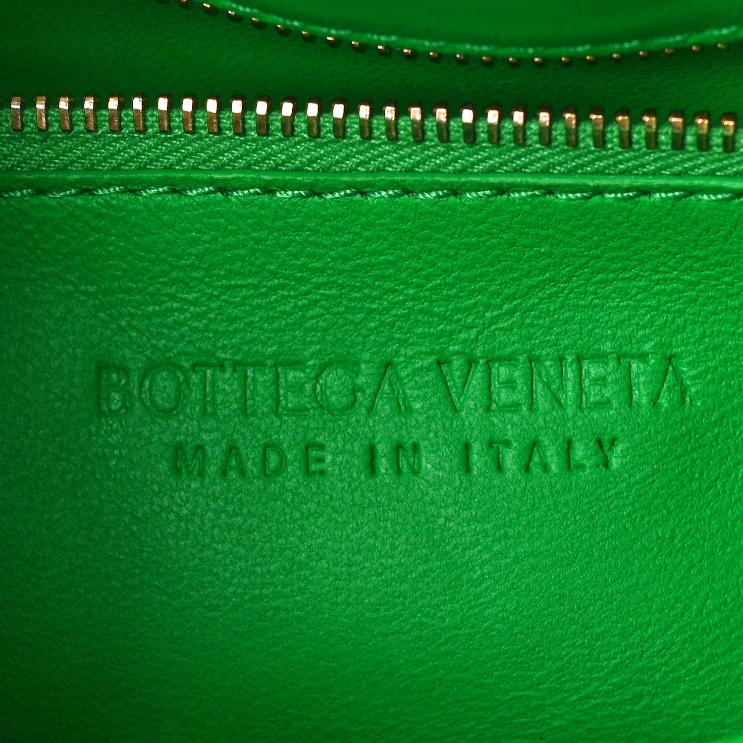 BOTTEGA VENETA LAMBSKIN MAXI INTRECCIATO PADDED CASSETTE CHAIN BAG