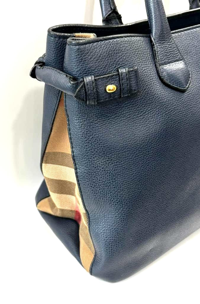 BURBERRY GRAINED CALFSKIN BANNER MEDIUM TOTE BAG