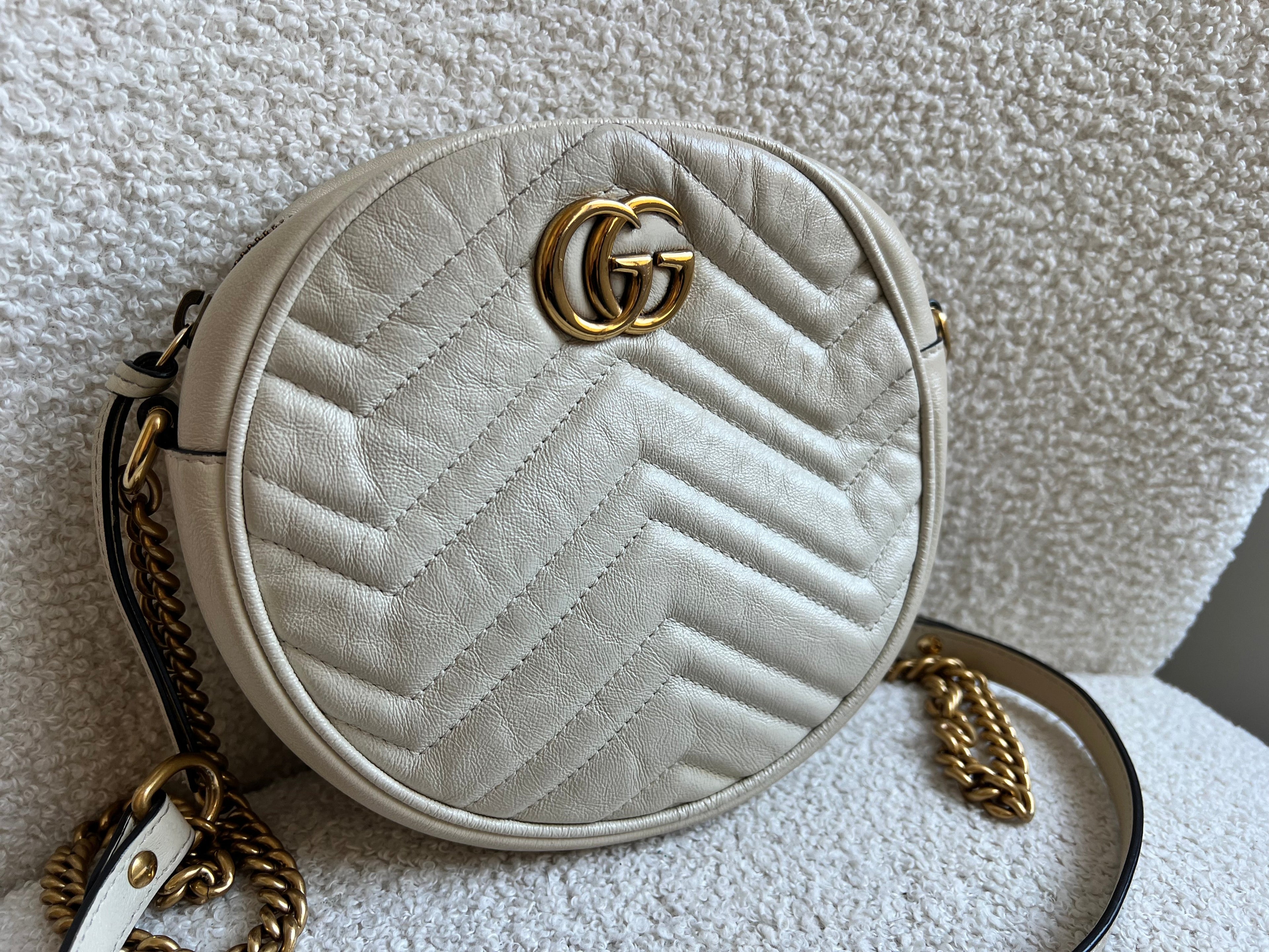 Gucci GG Round White Marmont Small Shoulder Bag (RRP £1,090)