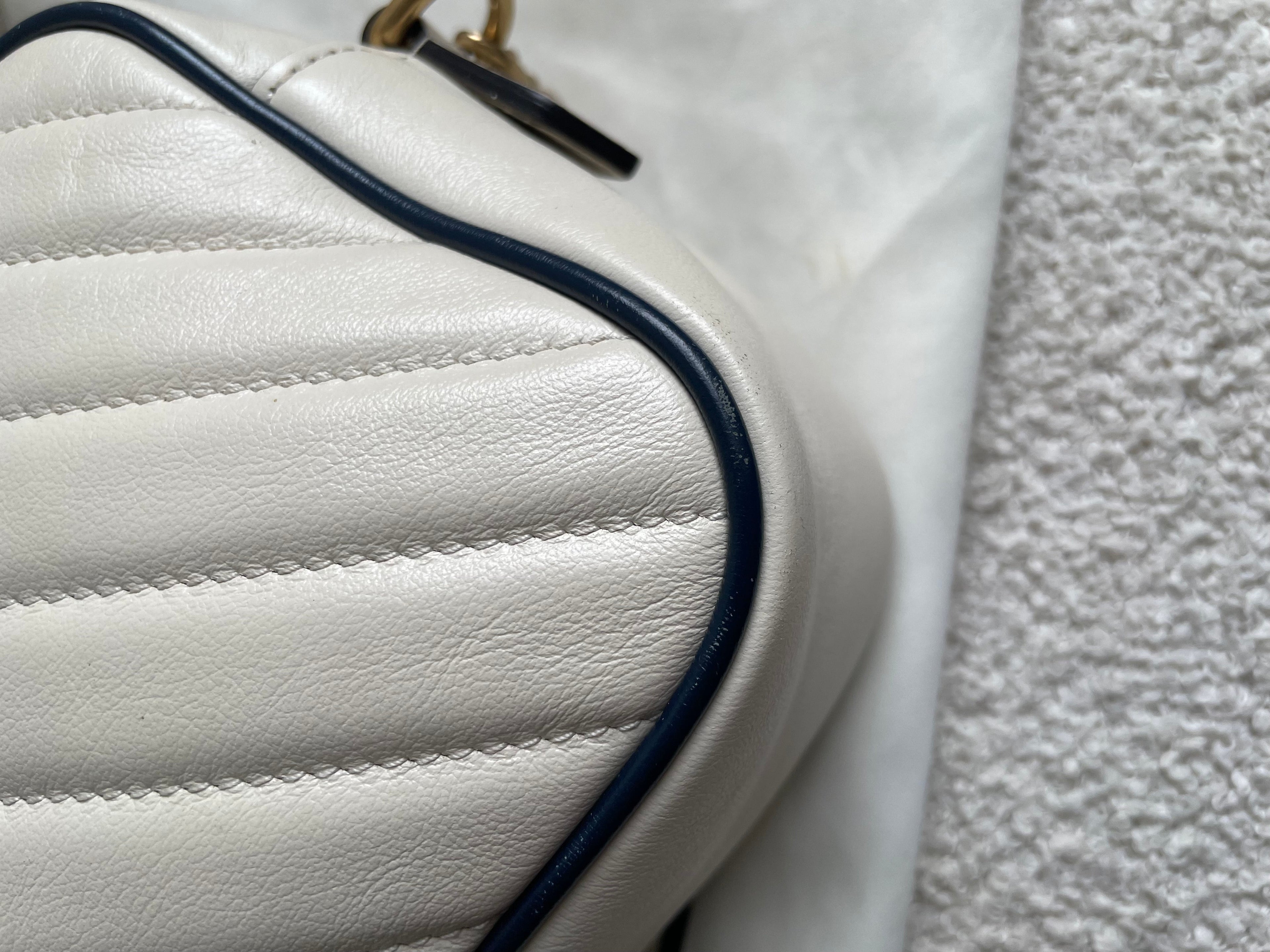 Gucci Torchon GG White Marmont Small Shoulder Bag