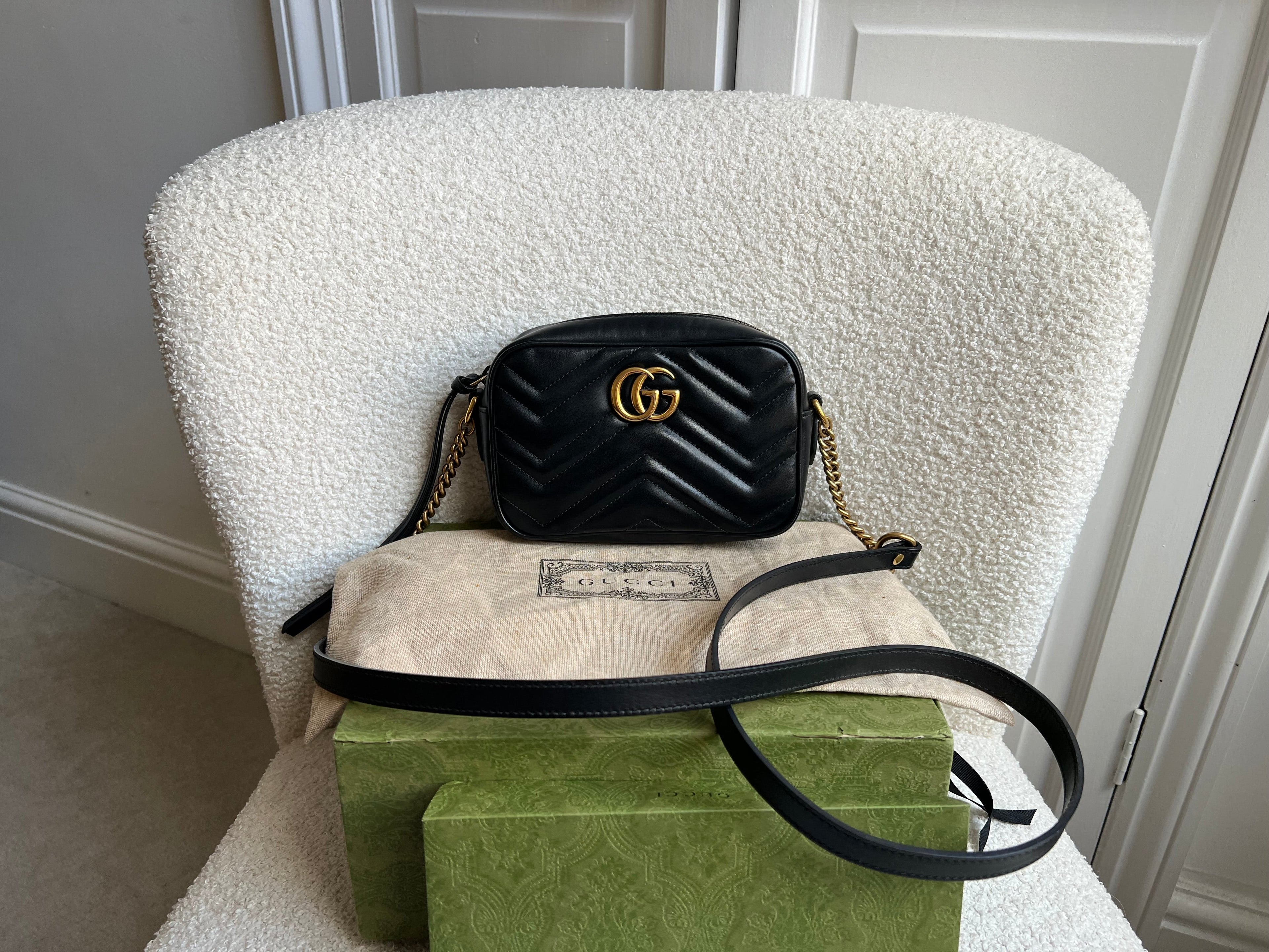 Gucci GG Black Marmont Mini Shoulder Bag (RRP £1,360)