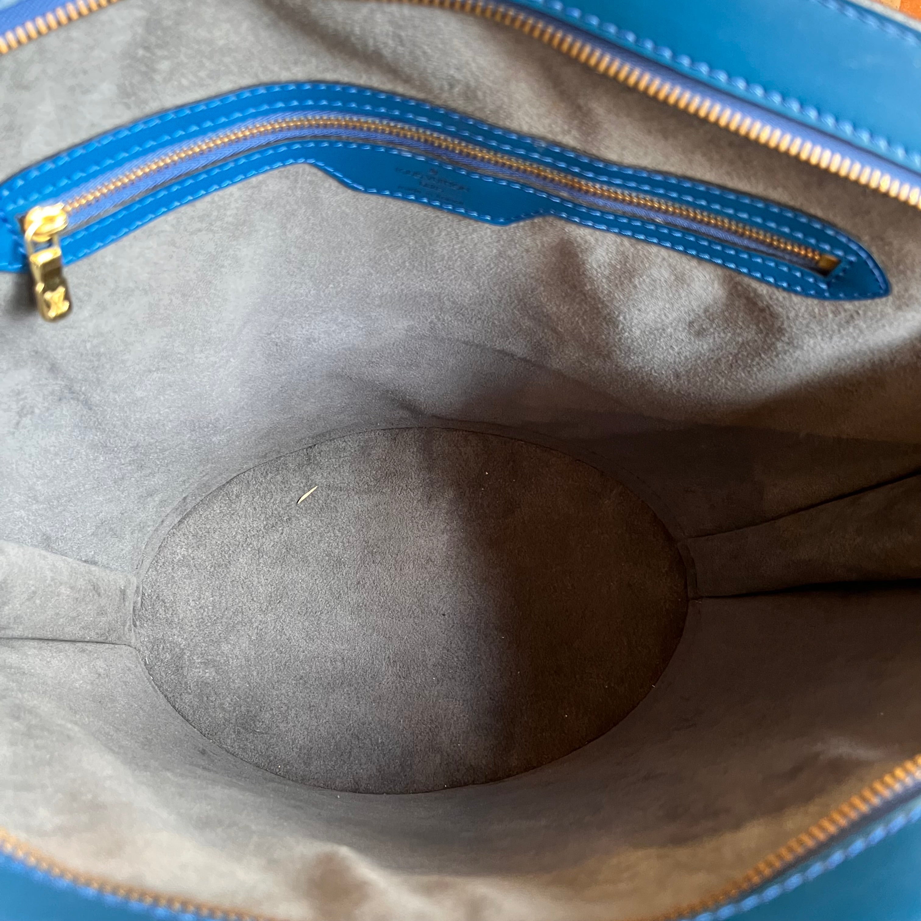 LOUIS VUITTON Saint Jacques Toledo Blue Epi Leather Vintage Tote Bag