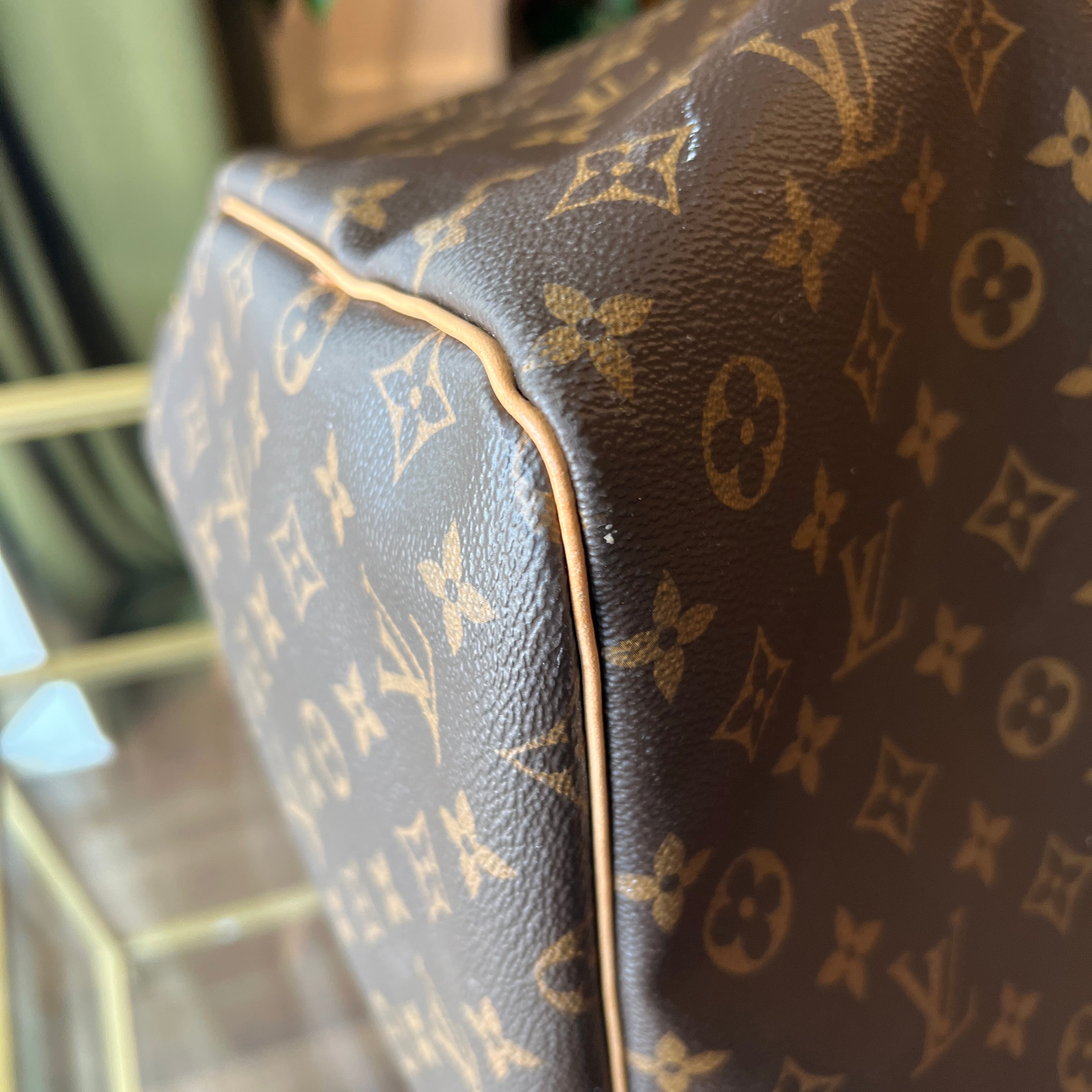 LOUIS VUITTON Monogram Keepall 60