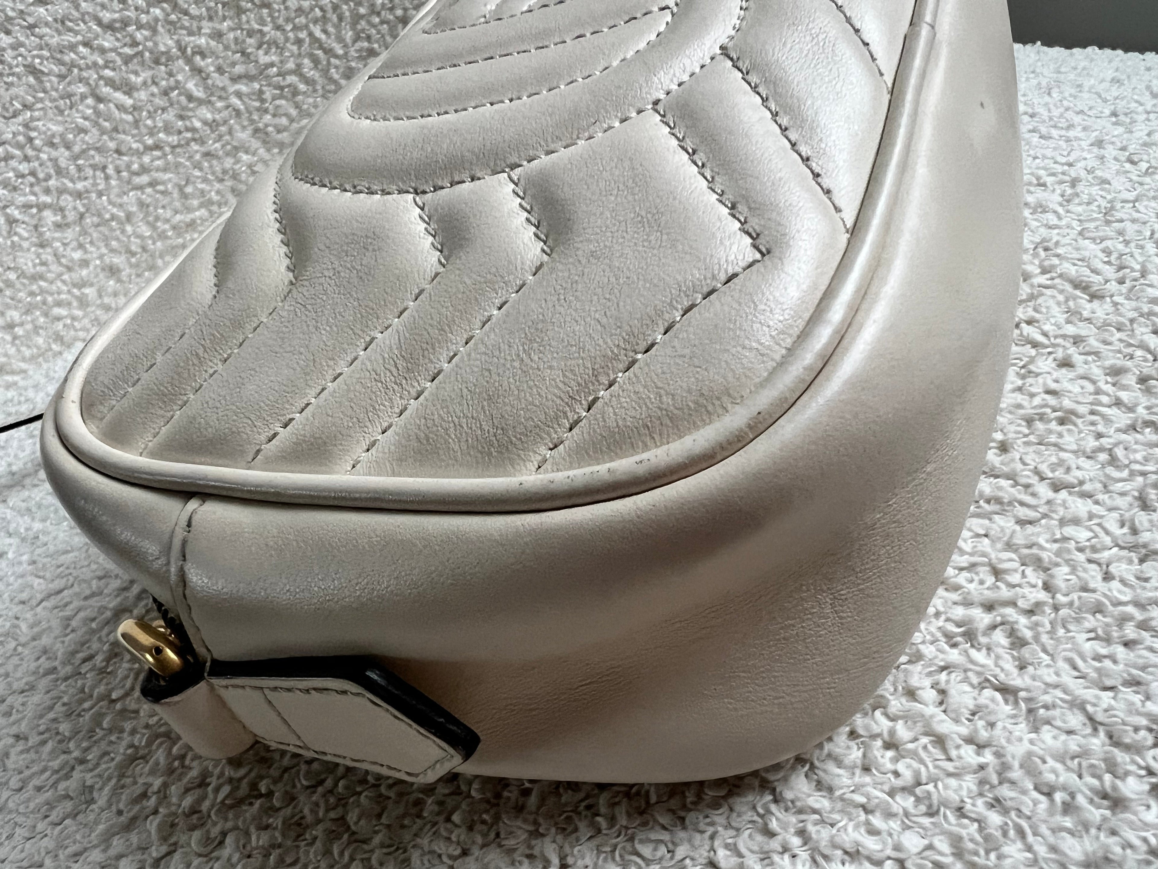 Gucci GG White Marmont Mini Shoulder Bag (RRP £1,360)
