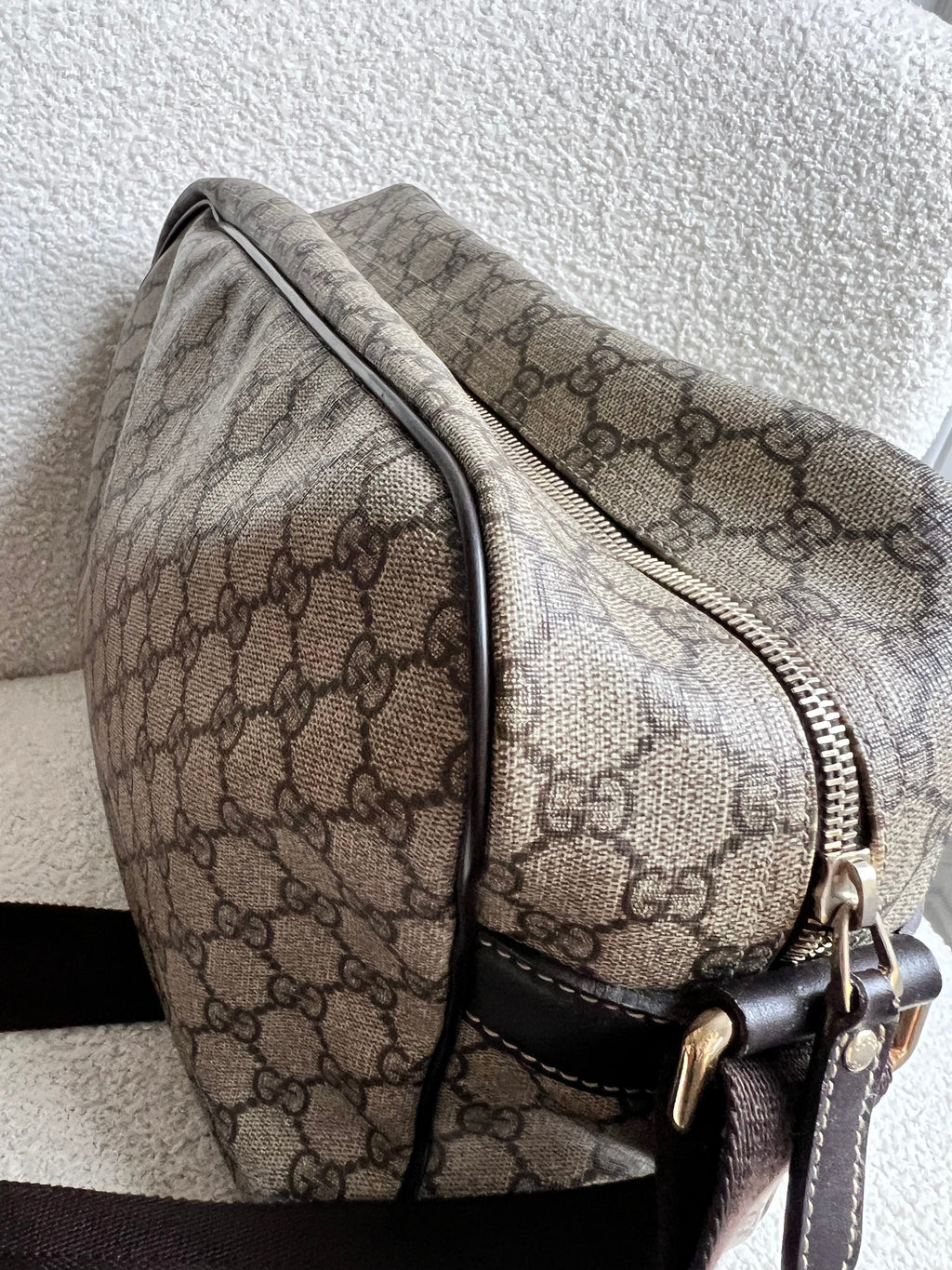Gucci GG Supreme Canvas Shoulder Bag