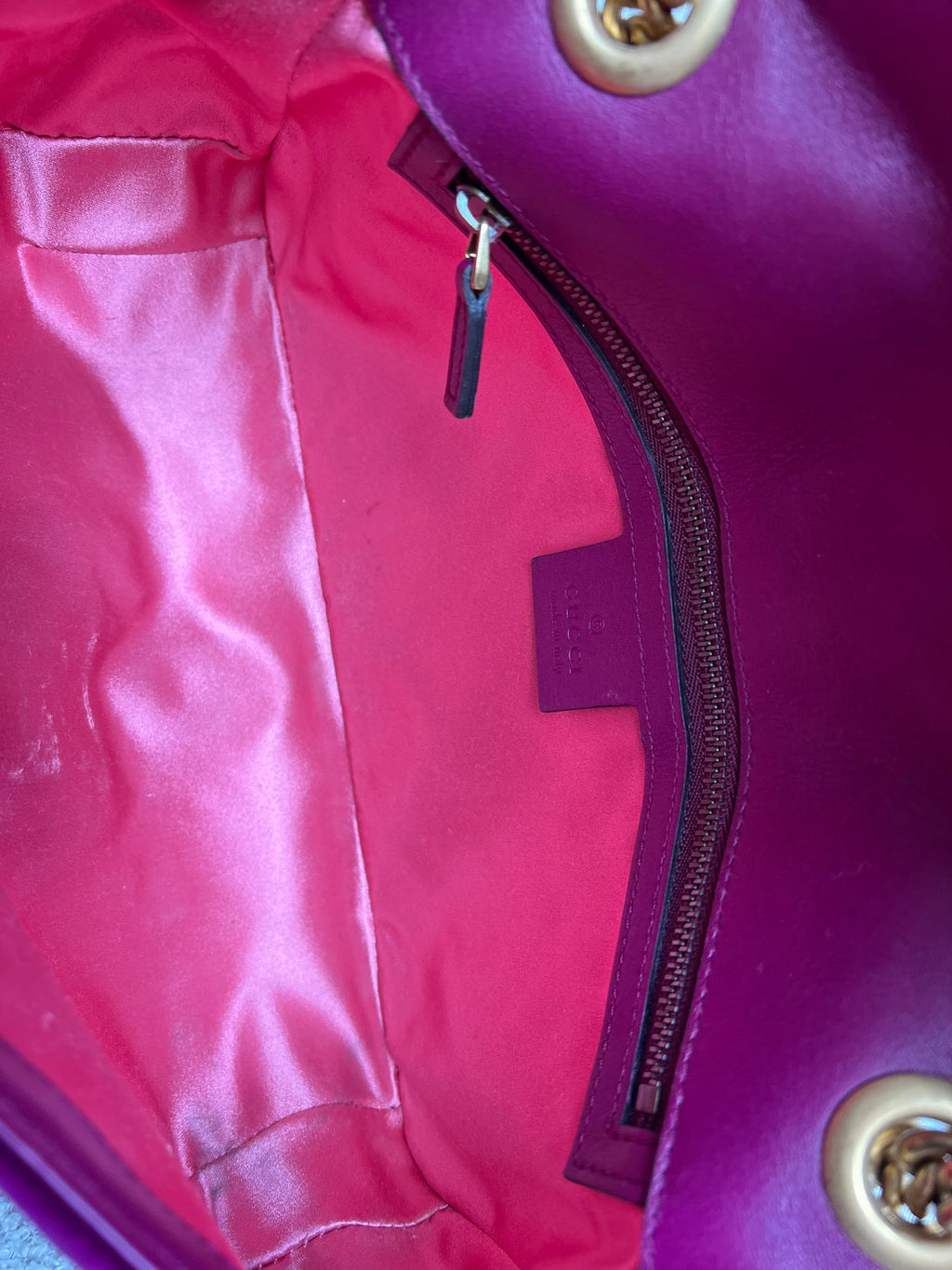 Gucci GG Fuchsia Velvet Marmont Small Shoulder Bag (RRP £1490)