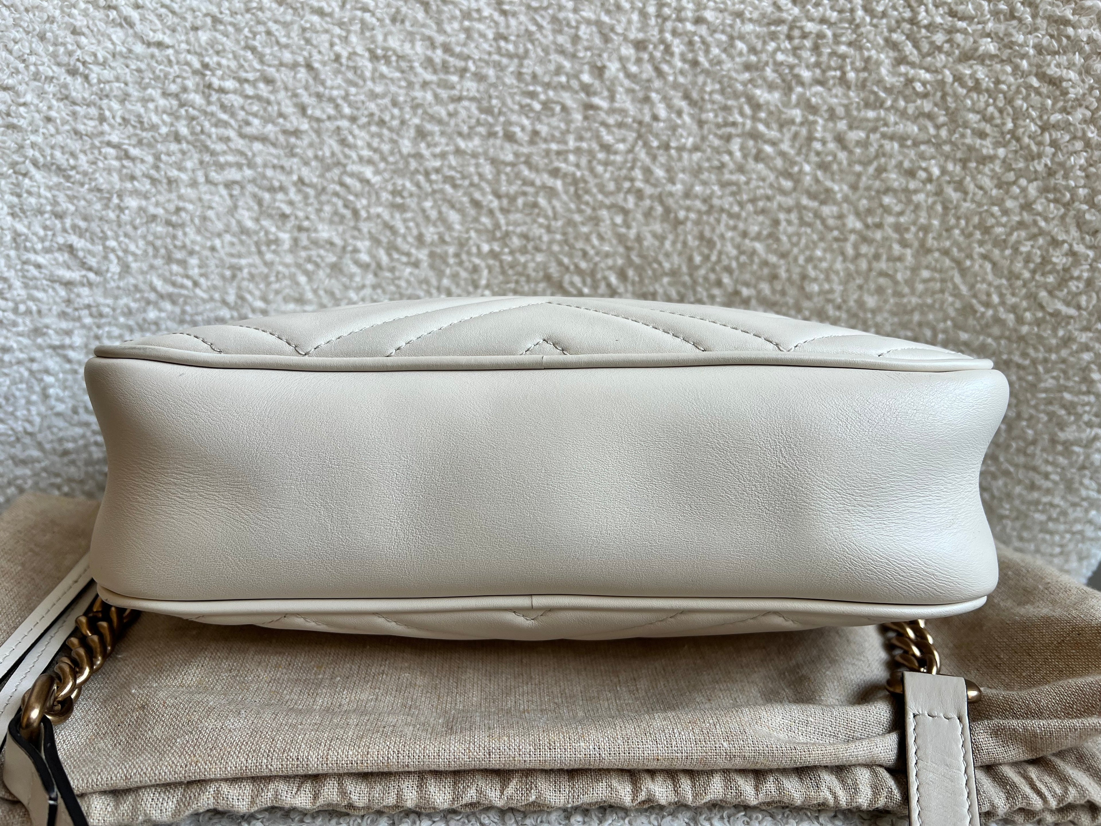 Gucci GG White Marmont Small Shoulder Bag (RRP £1440)