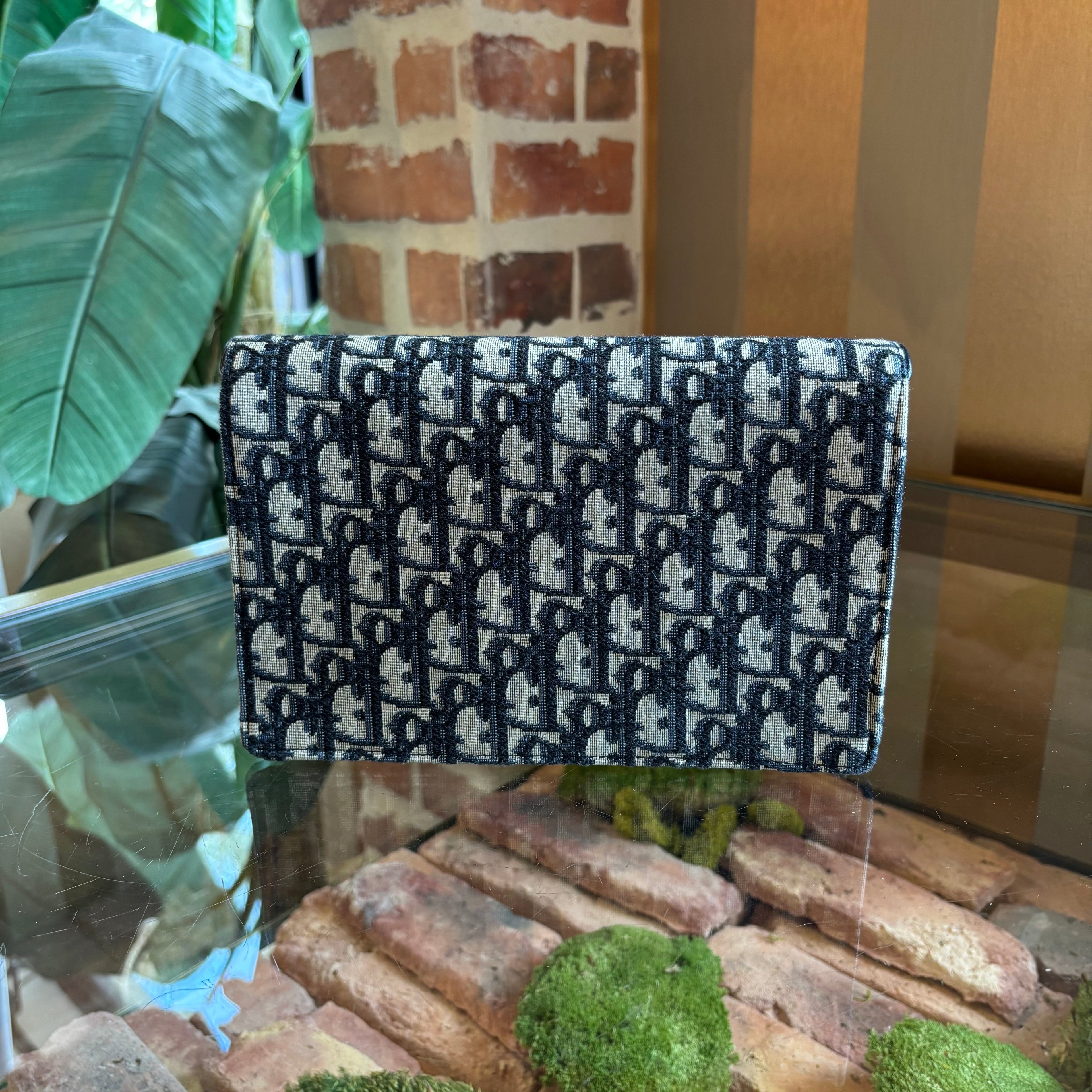 DIOR Saddle Chain Clutch Oblique