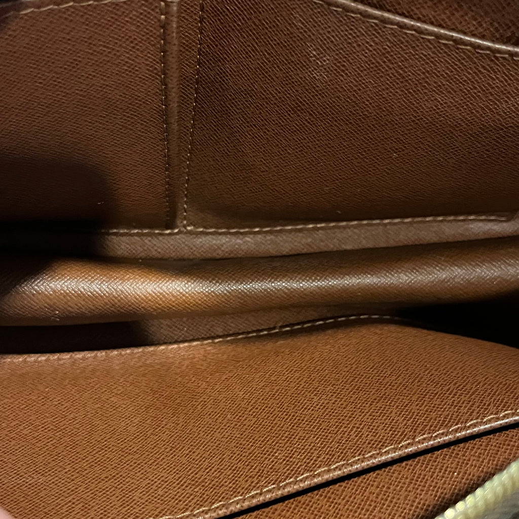 LOUIS VUITTON Cite MM Monogram Brown Canvas Shoulder Bag