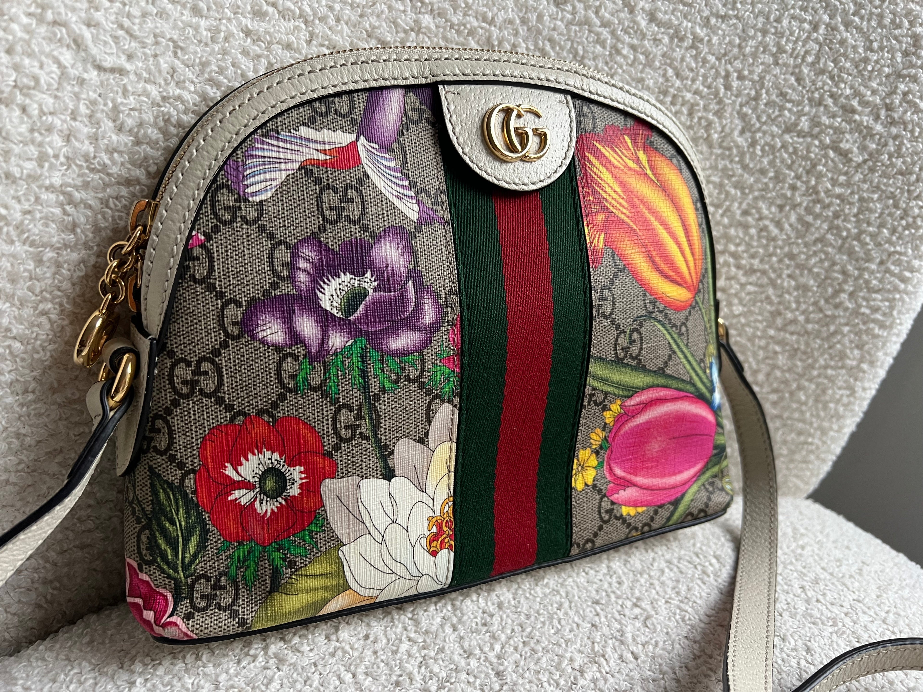 Gucci White Flora Supreme Rounded Top Shoulder Bag (RRP £1,080)