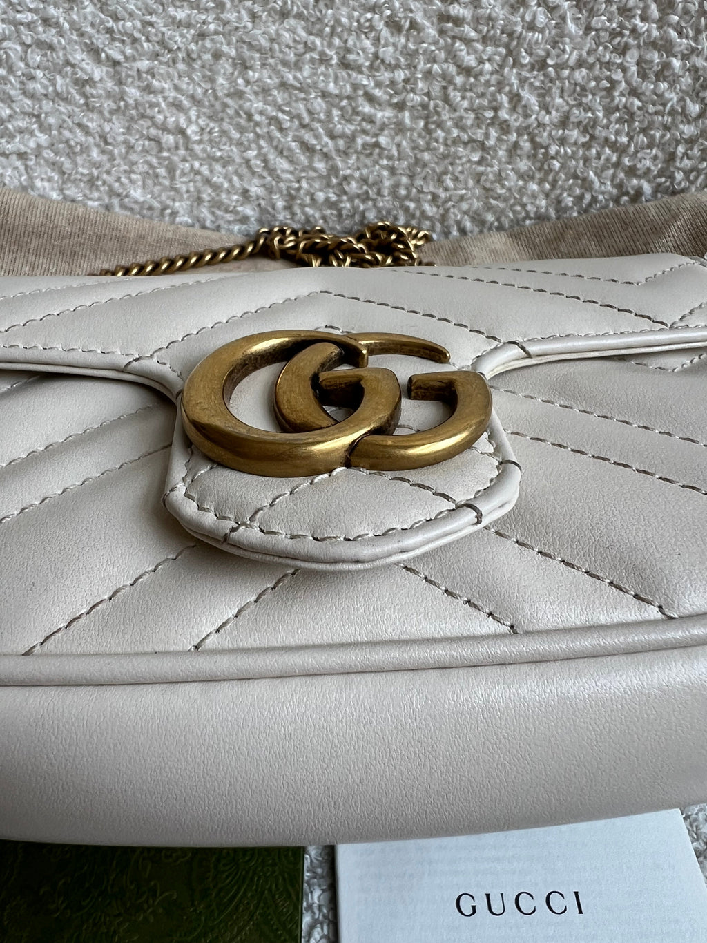 Gucci GG White Marmont Super Mini Shoulder Bag (RRP £985)