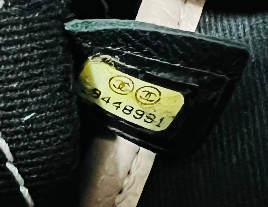 CHANEL FEVER CAVIAR QUILTED TOTE BAG