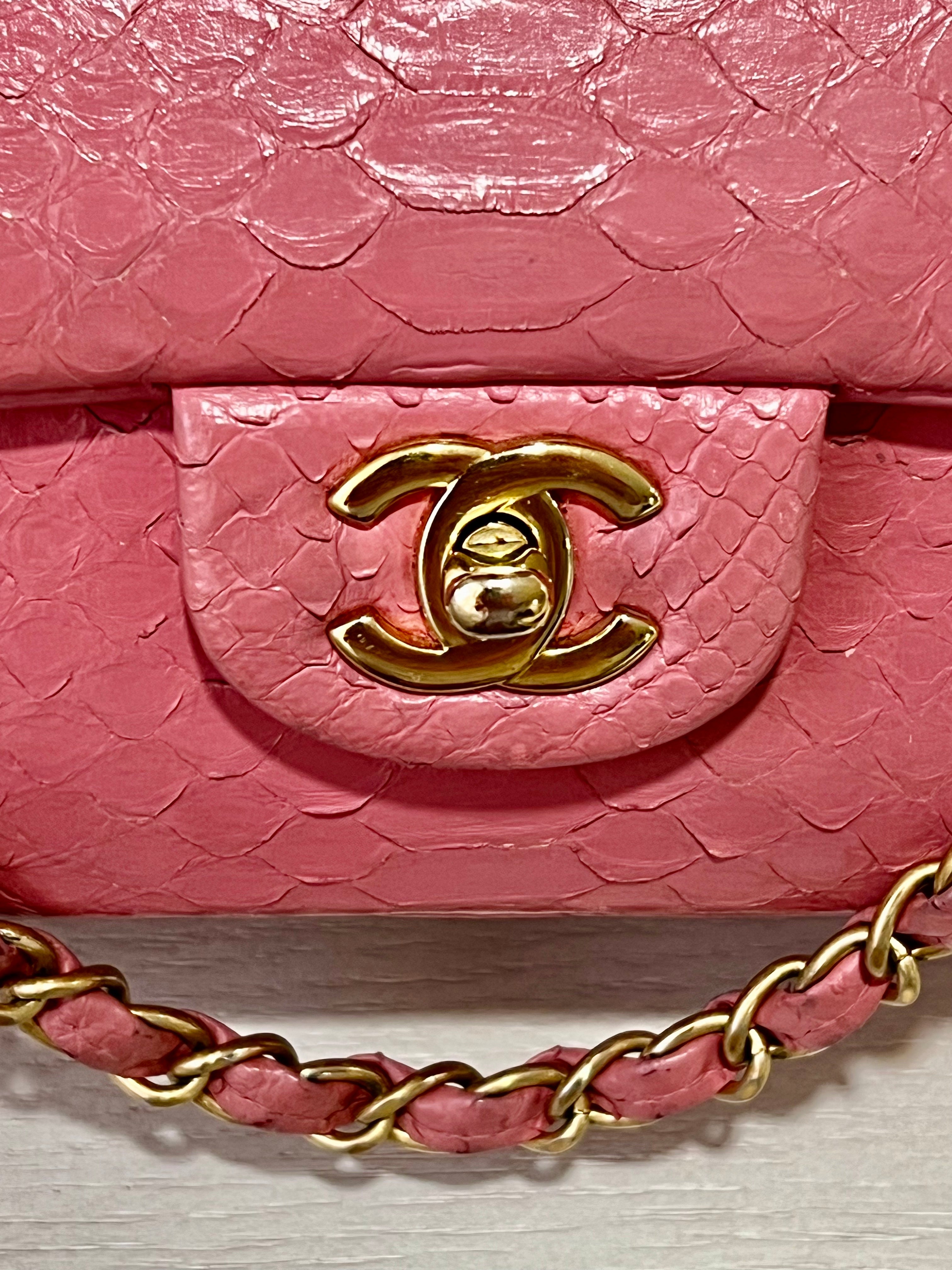 CHANEL 2.55 CLASSIC FLAP MEDIUM PINK PYTHON SHOULDER BAG