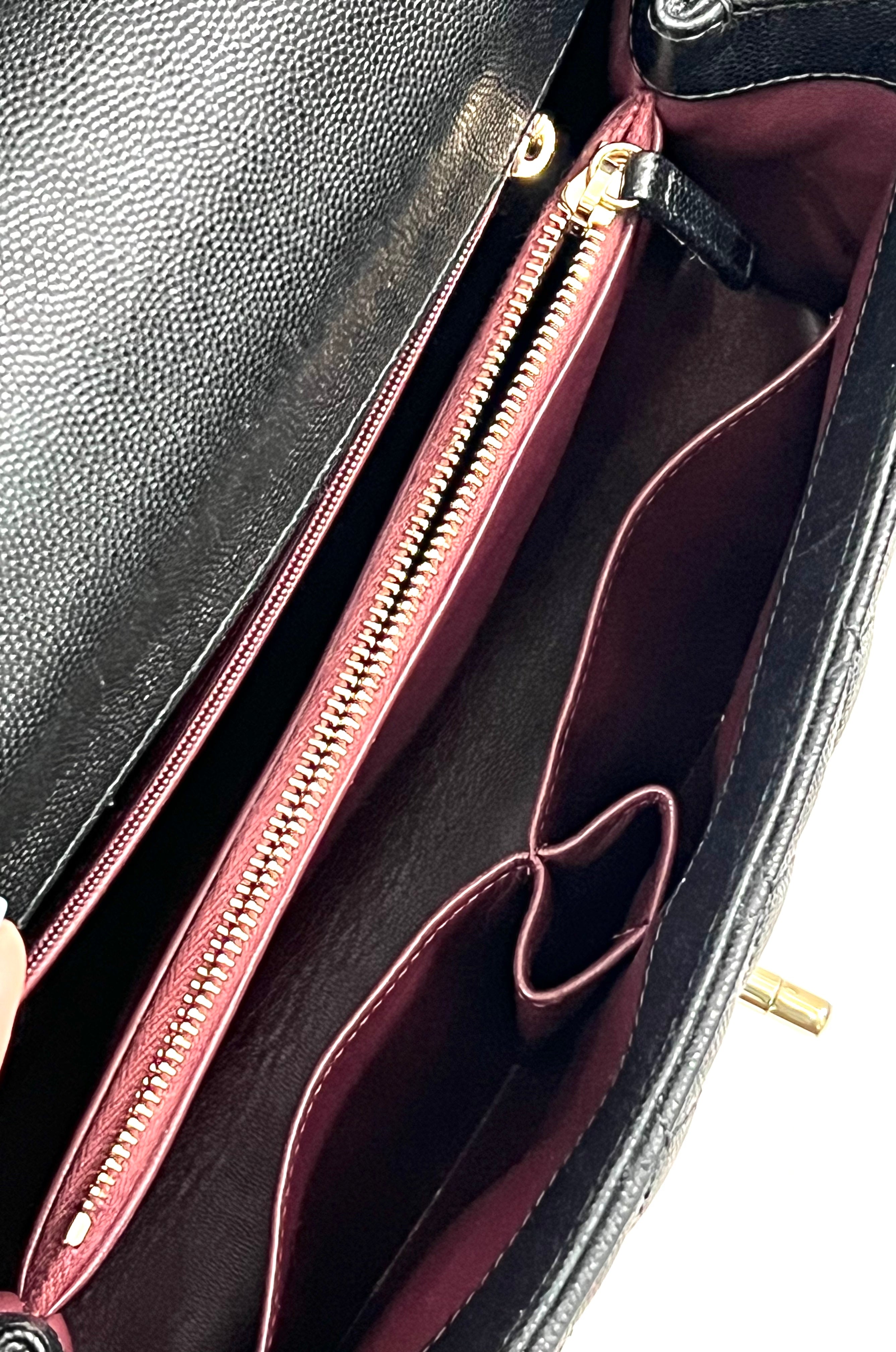 CHANEL CAVIAR QUILTED COCO HANDLE 21P MEDIUM SHOULDER BAG
