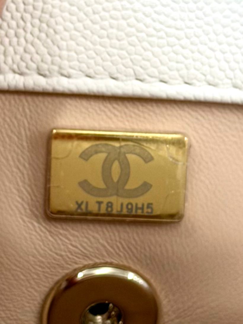 CHANEL CC CAVIAR QUILTED SMALL COCO HANDLE FLAP BAG IN WHITE