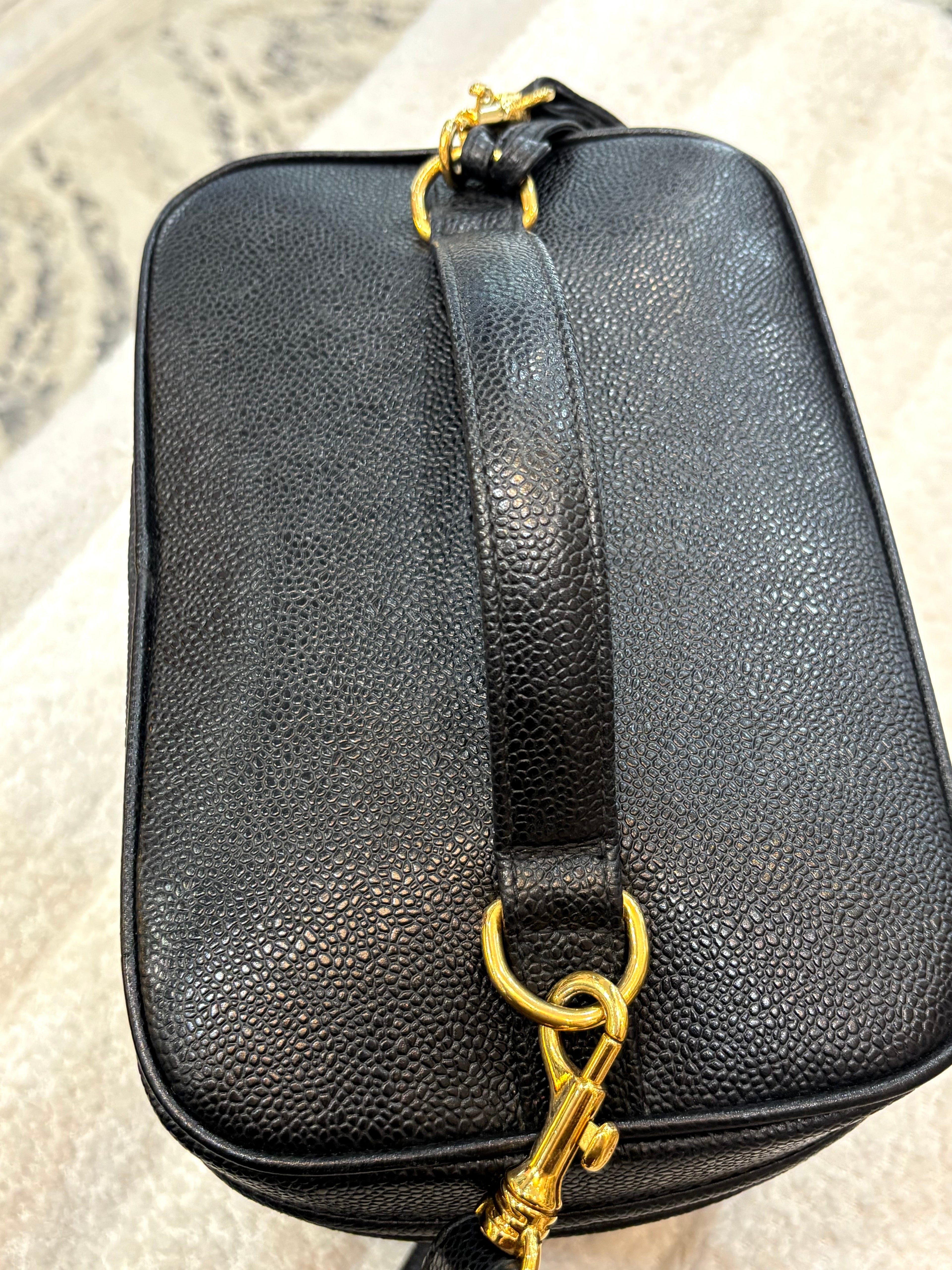 CHANEL CC CAVIAR LEATHER 2WAY VINTAGE VANITY BAG