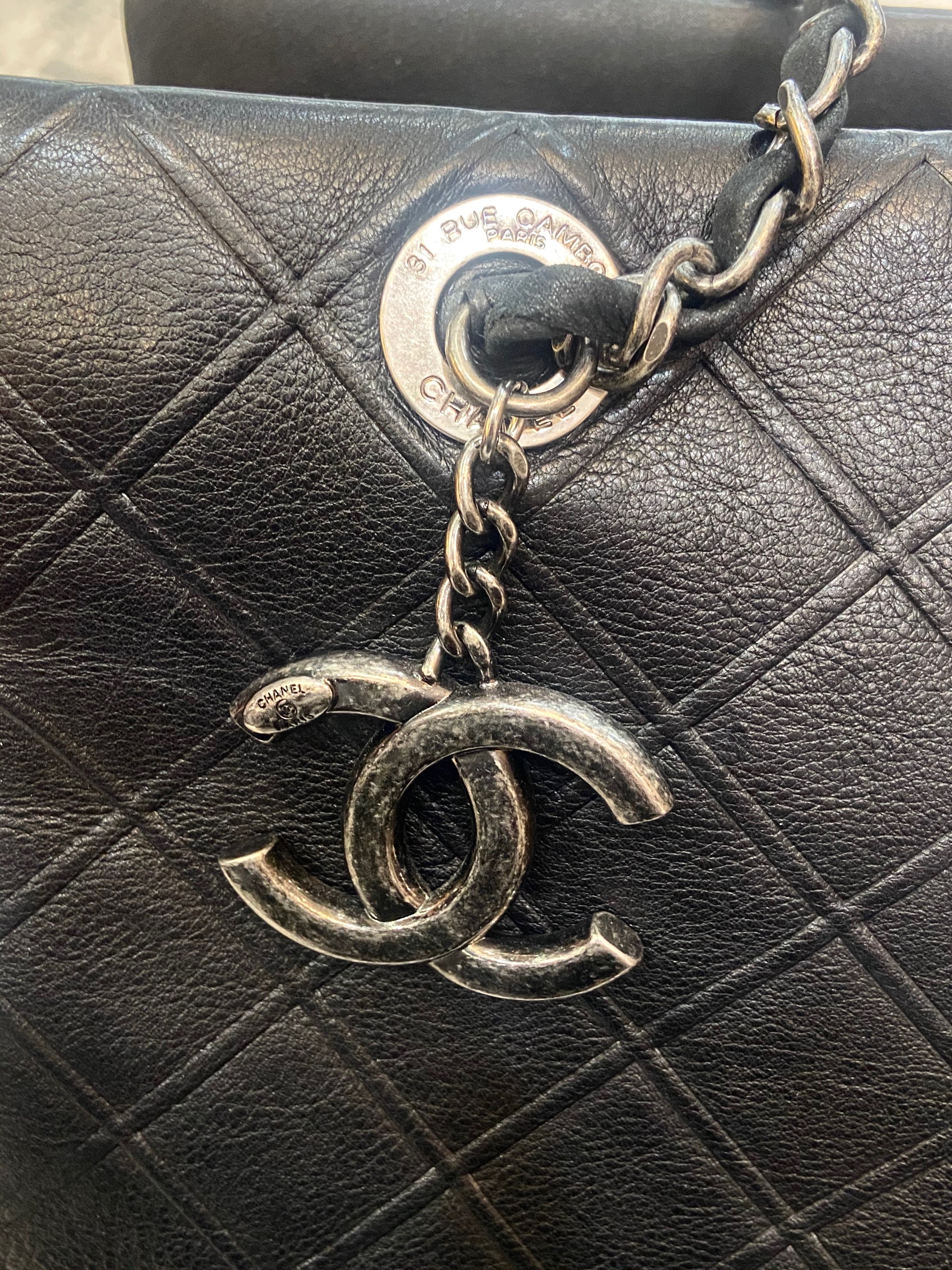 CHANEL CC DIAMOND QUILTED CALFSKIN LEATHER SHOPPER TOTE BAG