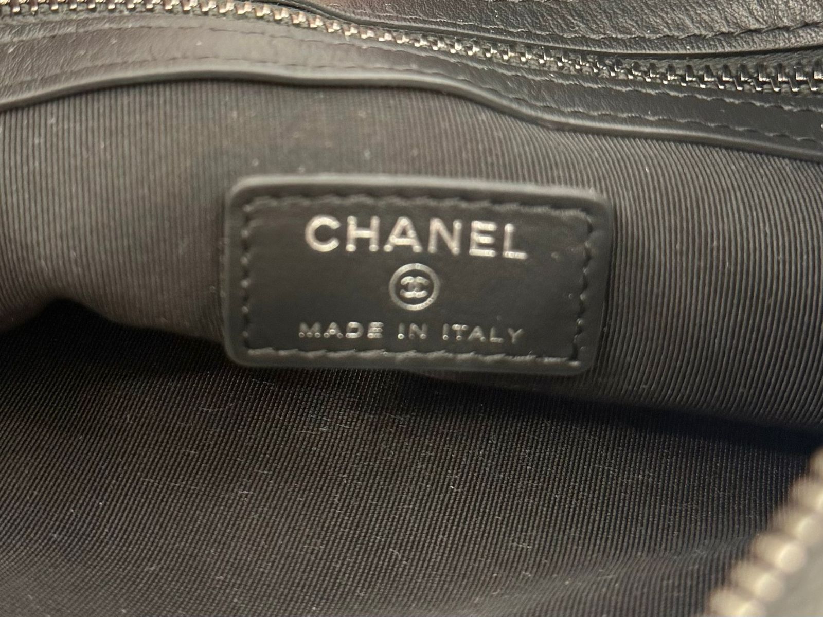CHANEL CAVIAR QUILTED LEATHER BOY O-CASE CLUTCH BAG