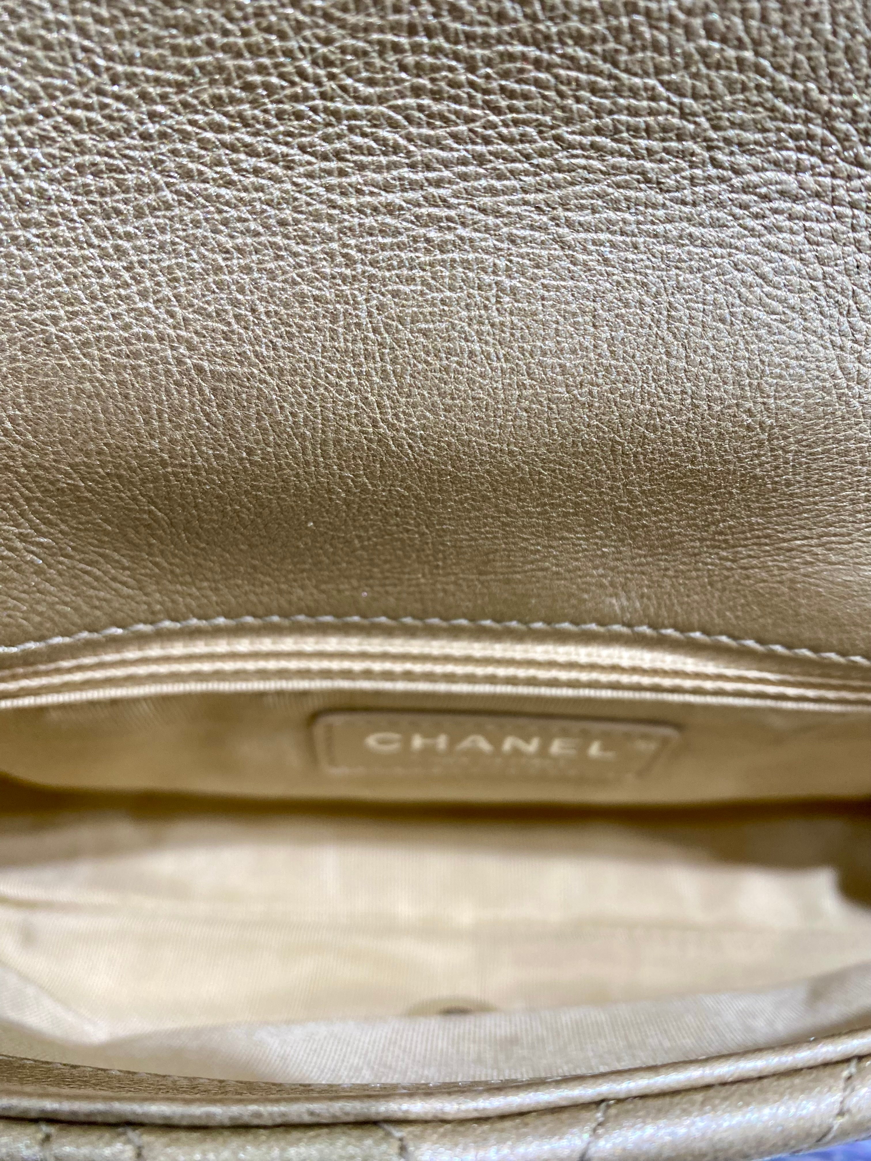 CHANEL CHEVRON QUILTED CALFSKIN STUDDED FLAP SMALL SHOULDER BAG