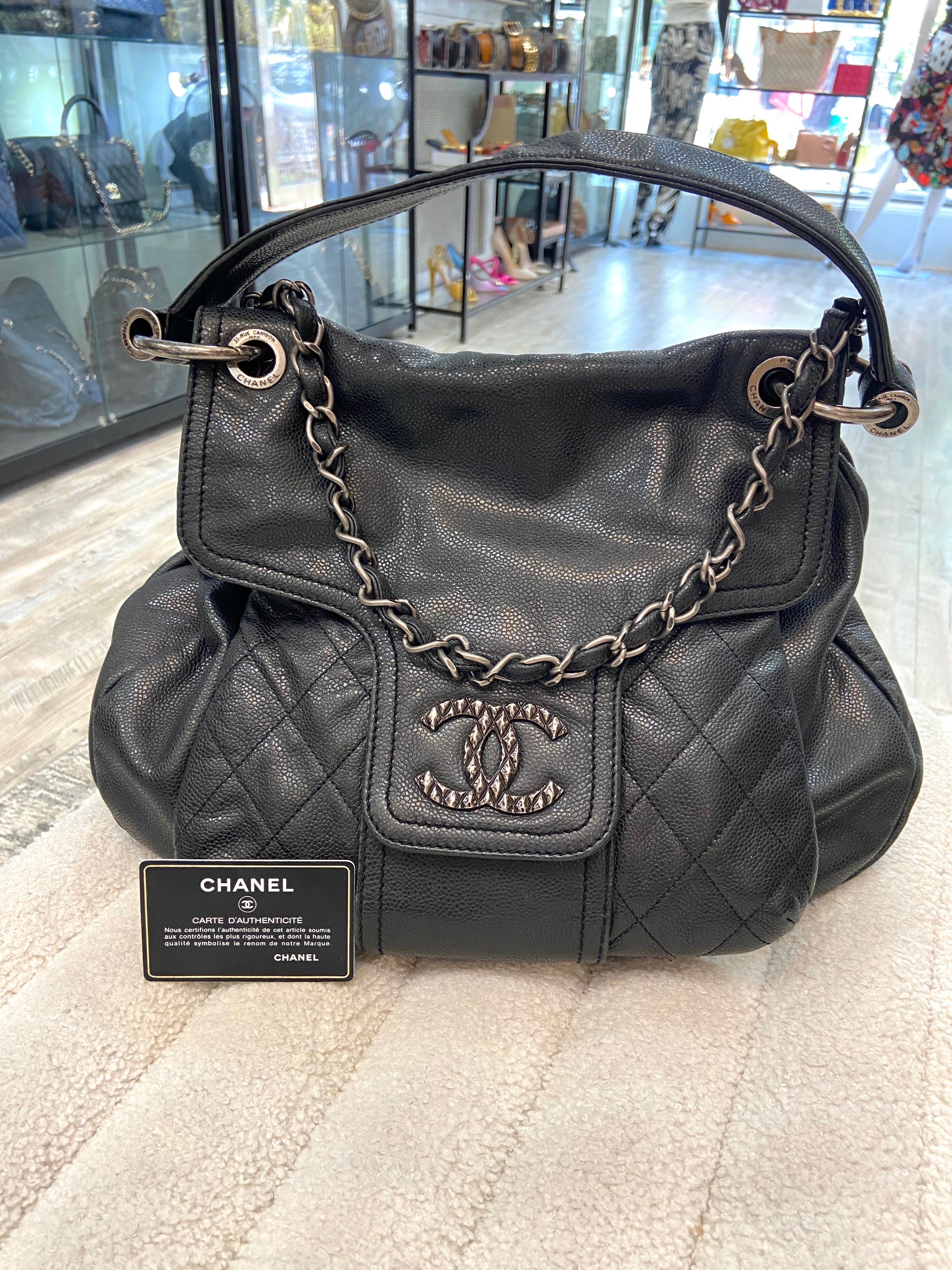 CHANEL GLAZED CAVIAR COCO RIDER FLAP BAG