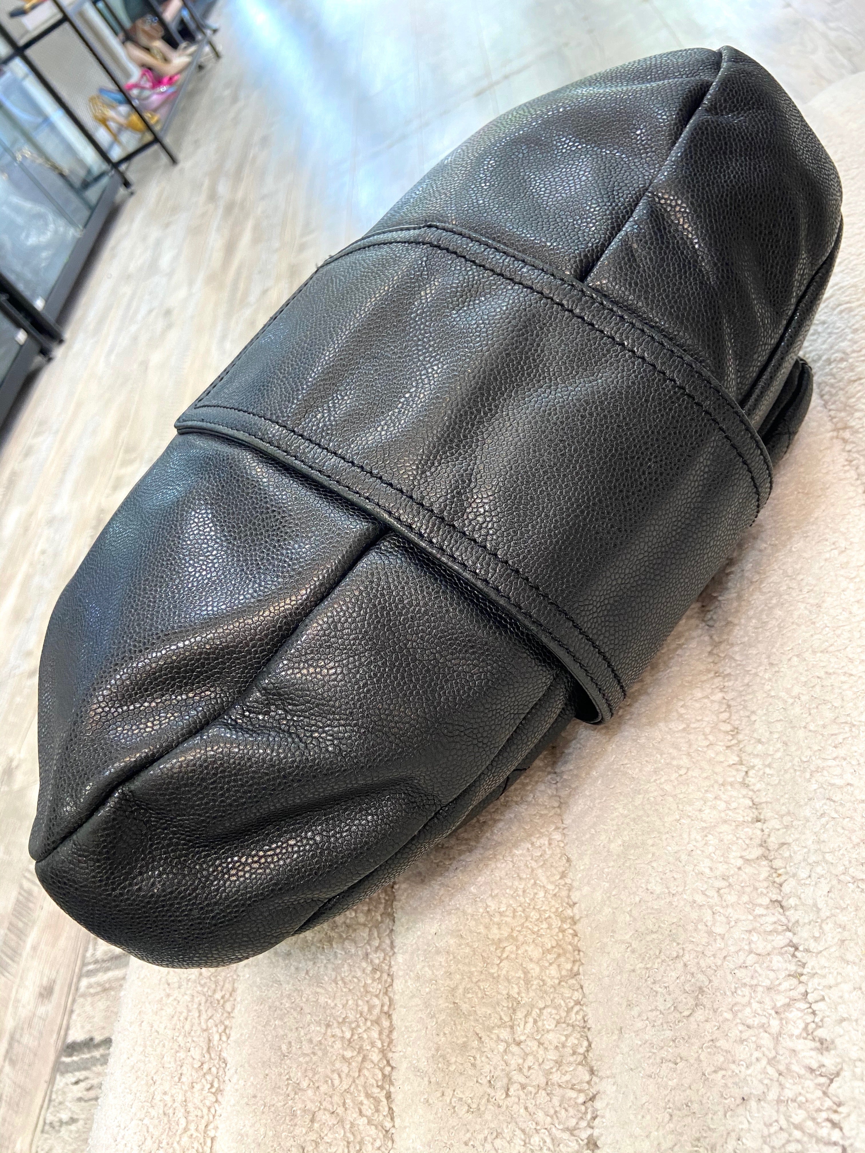 CHANEL GLAZED CAVIAR COCO RIDER FLAP BAG