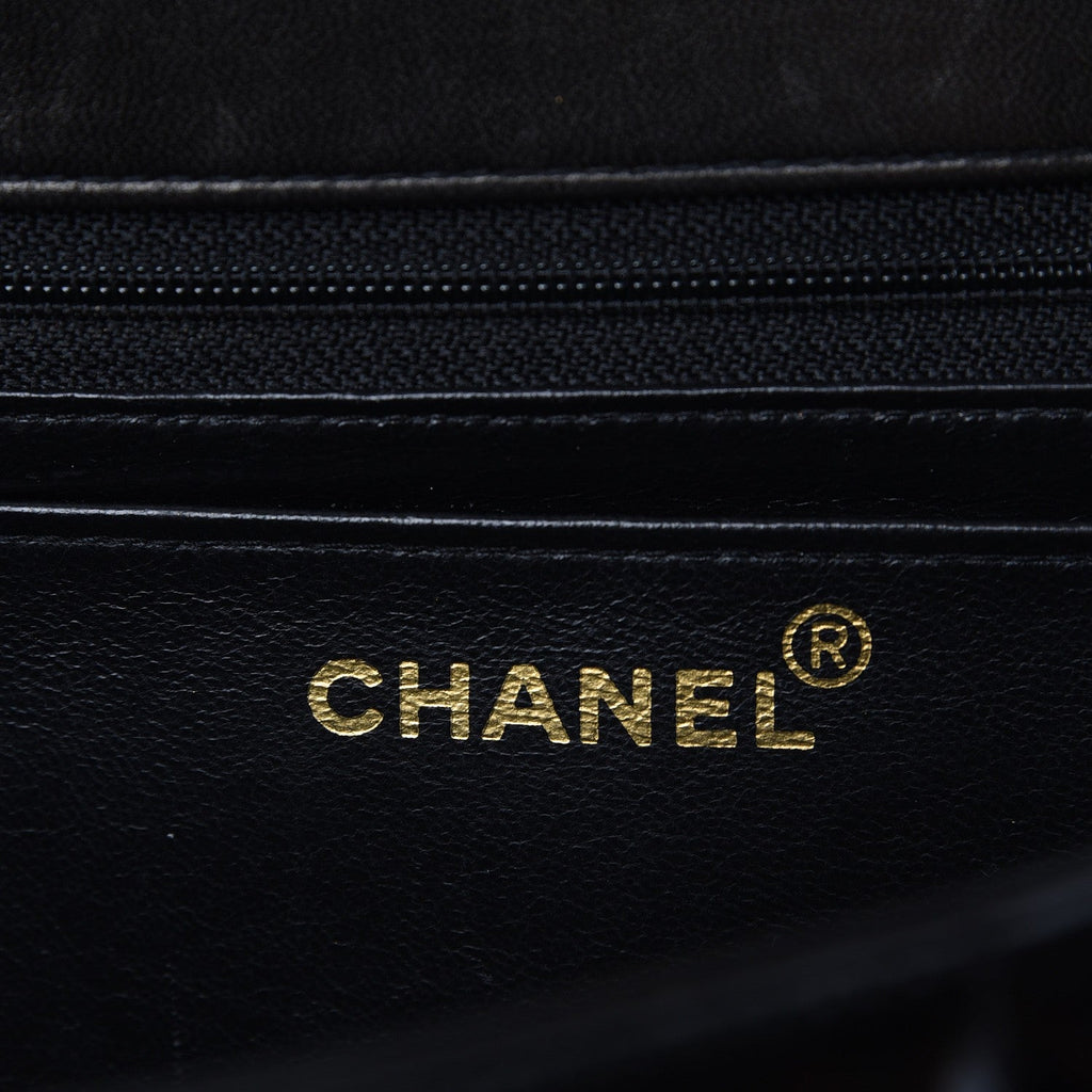 CHANEL JUMBO MADEMOISELLE VERTICAL QUILT VINTAGE PATENT LEATHER BAG