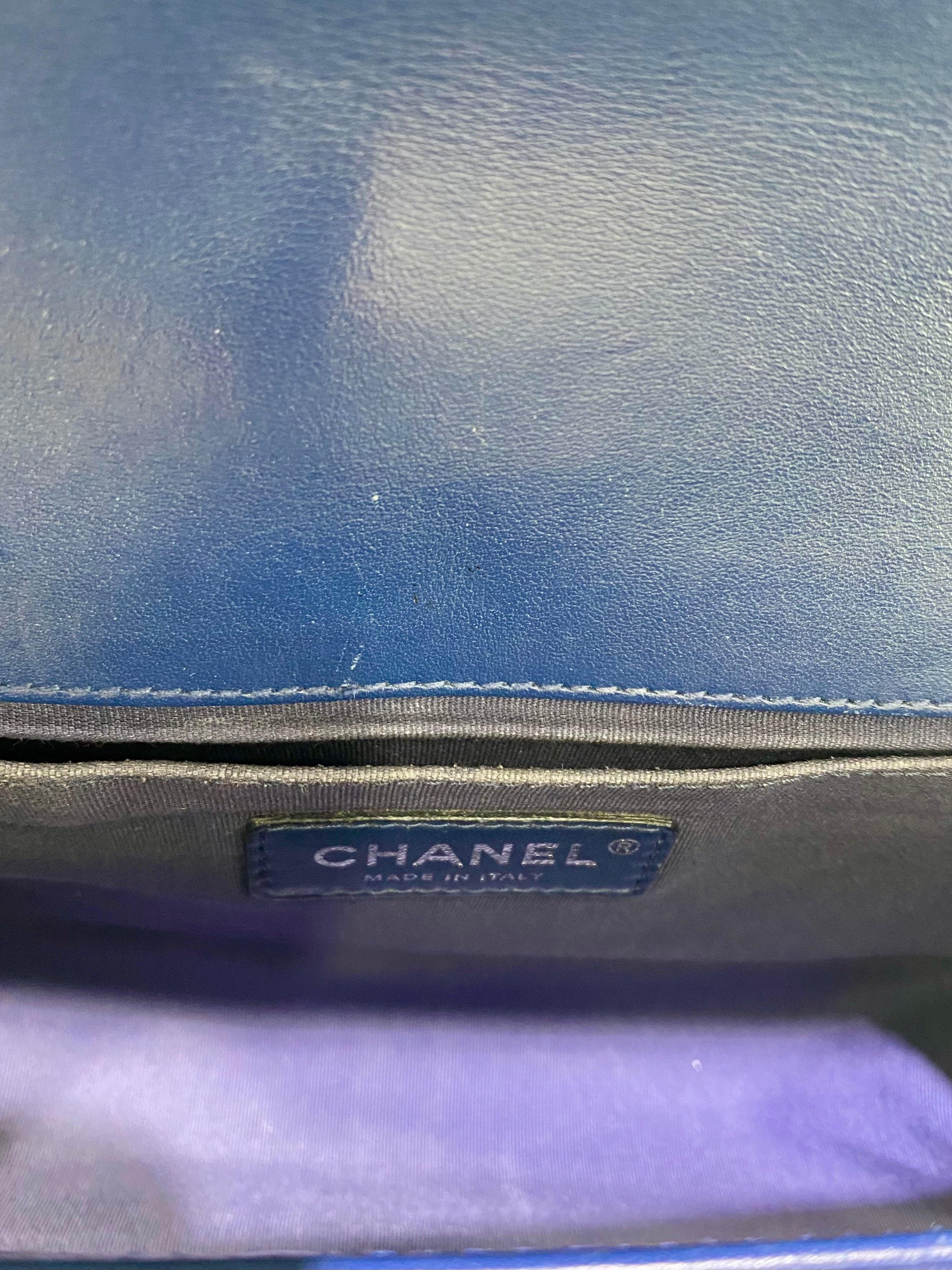 CHANEL HOLOGRAPHIC CHEVRON LAMBSKIN MEDIUM BOY BAG