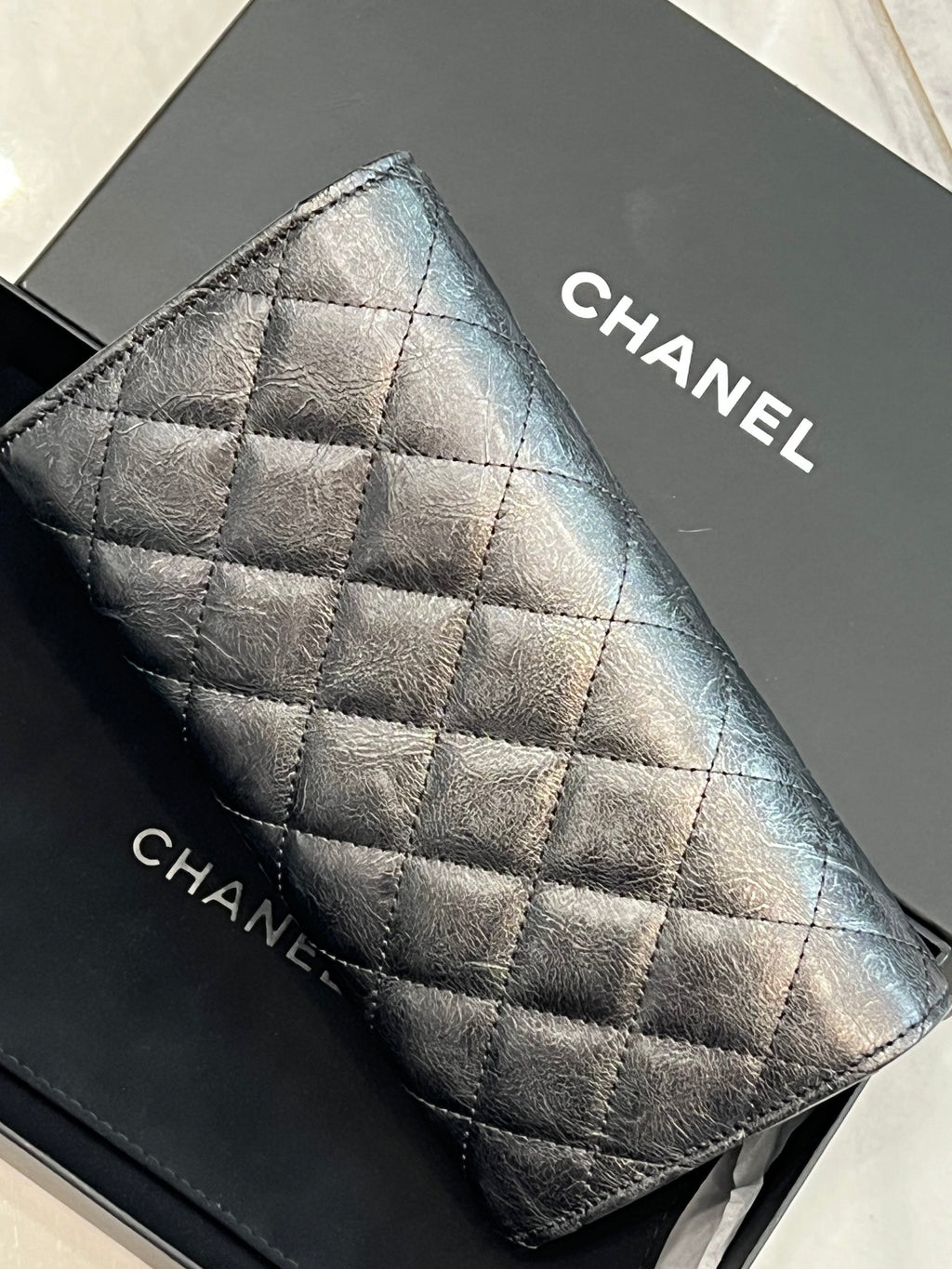 CHANEL METALLIC AGED CALFSKIN LEATHER QUILTED 2.55 REISSUE WALLET