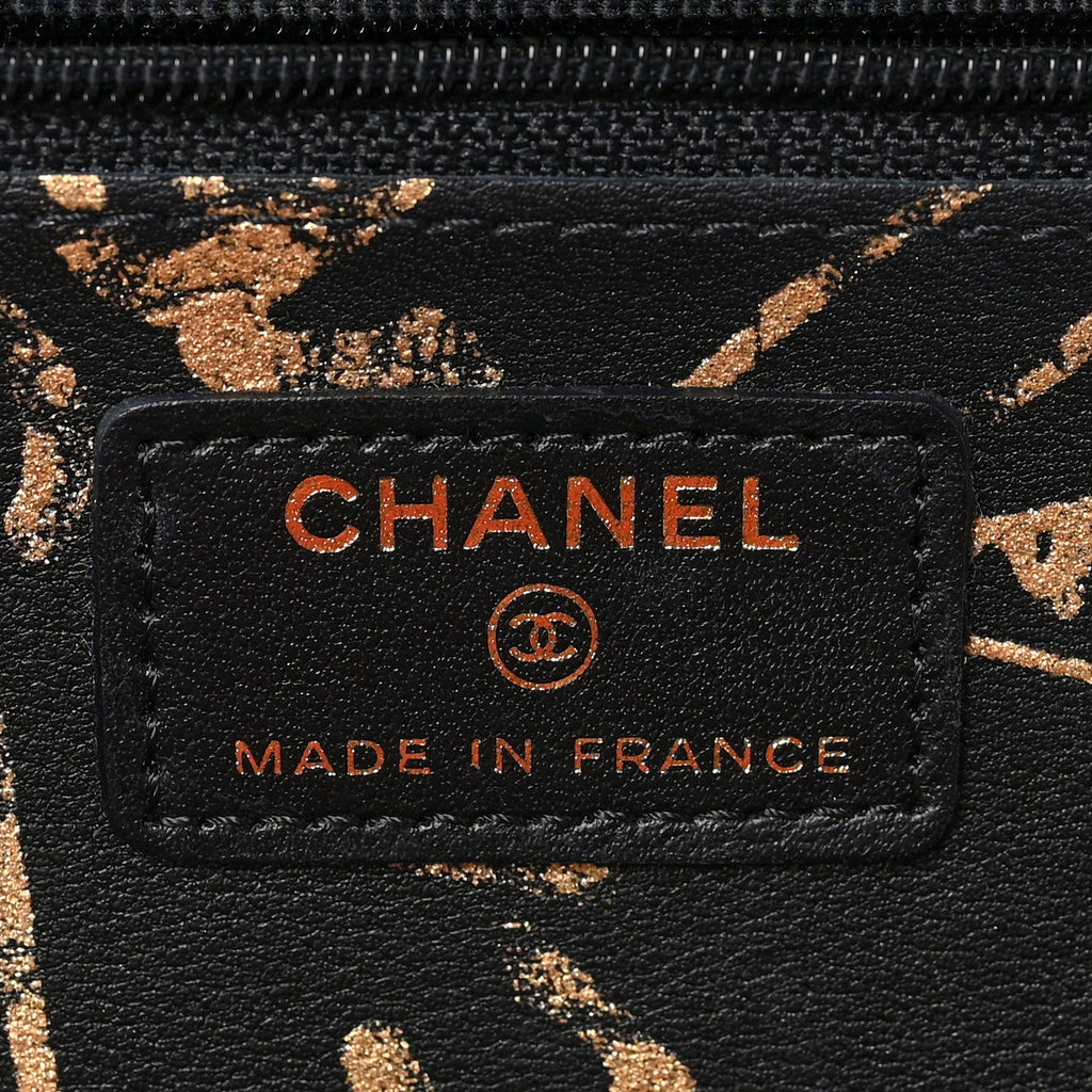 CHANEL QUILTED CALFSKIN GRAFFITI PYRAMID WALLET ON A CHAIN