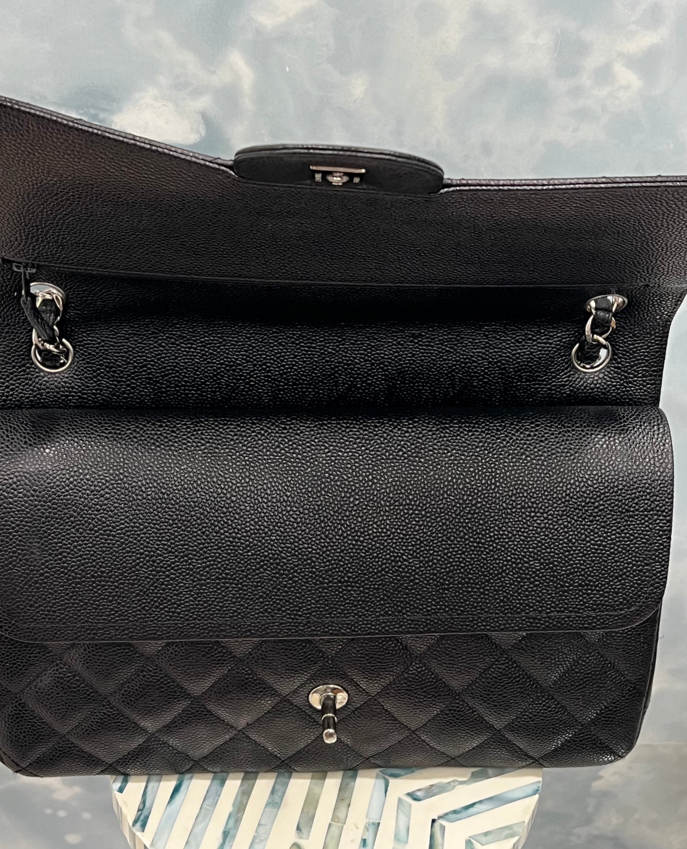 CHANEL CLASSIC QUILTED CAVIAR LEATHER DOUBLE FLAP BAG