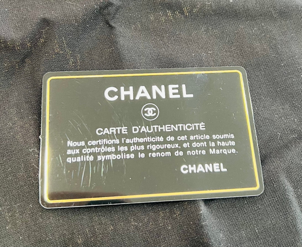 CHANEL QUILTED LAMBSKIN PEARL CHAIN MEDIUM FLAP BAG