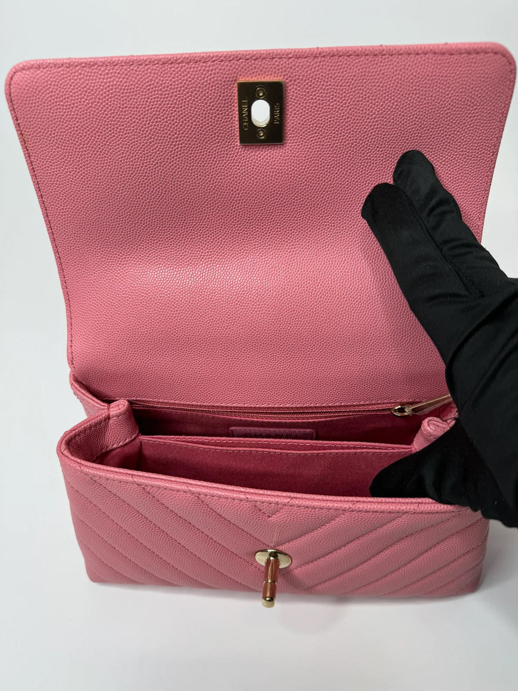 CHANEL CAVIAR CHEVRON QUILTED SMALL COCO HANDLE FLAP BAG