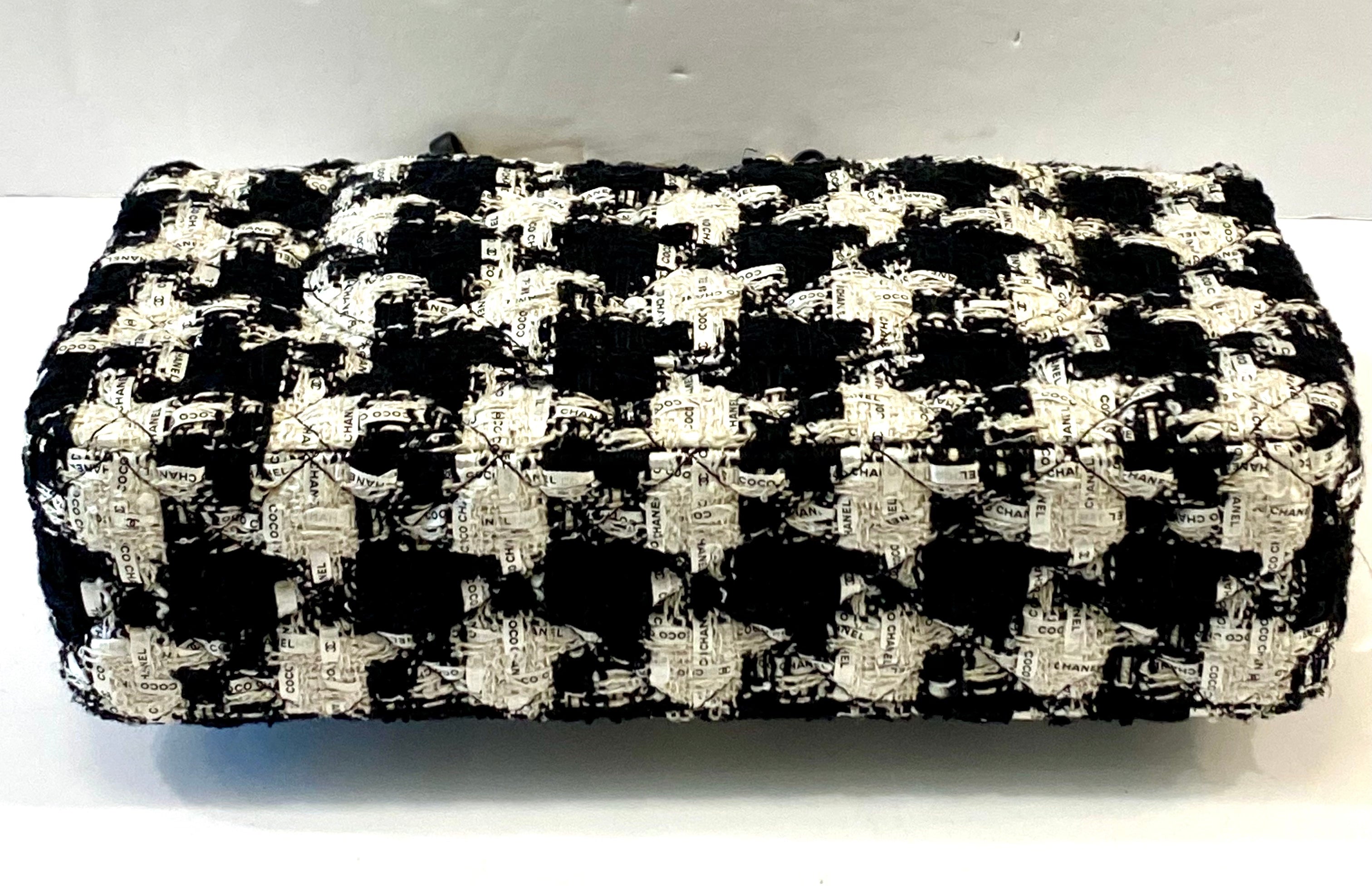 CHANEL QUILTED TWEED MEDIUM DOUBLE FLAP BAG