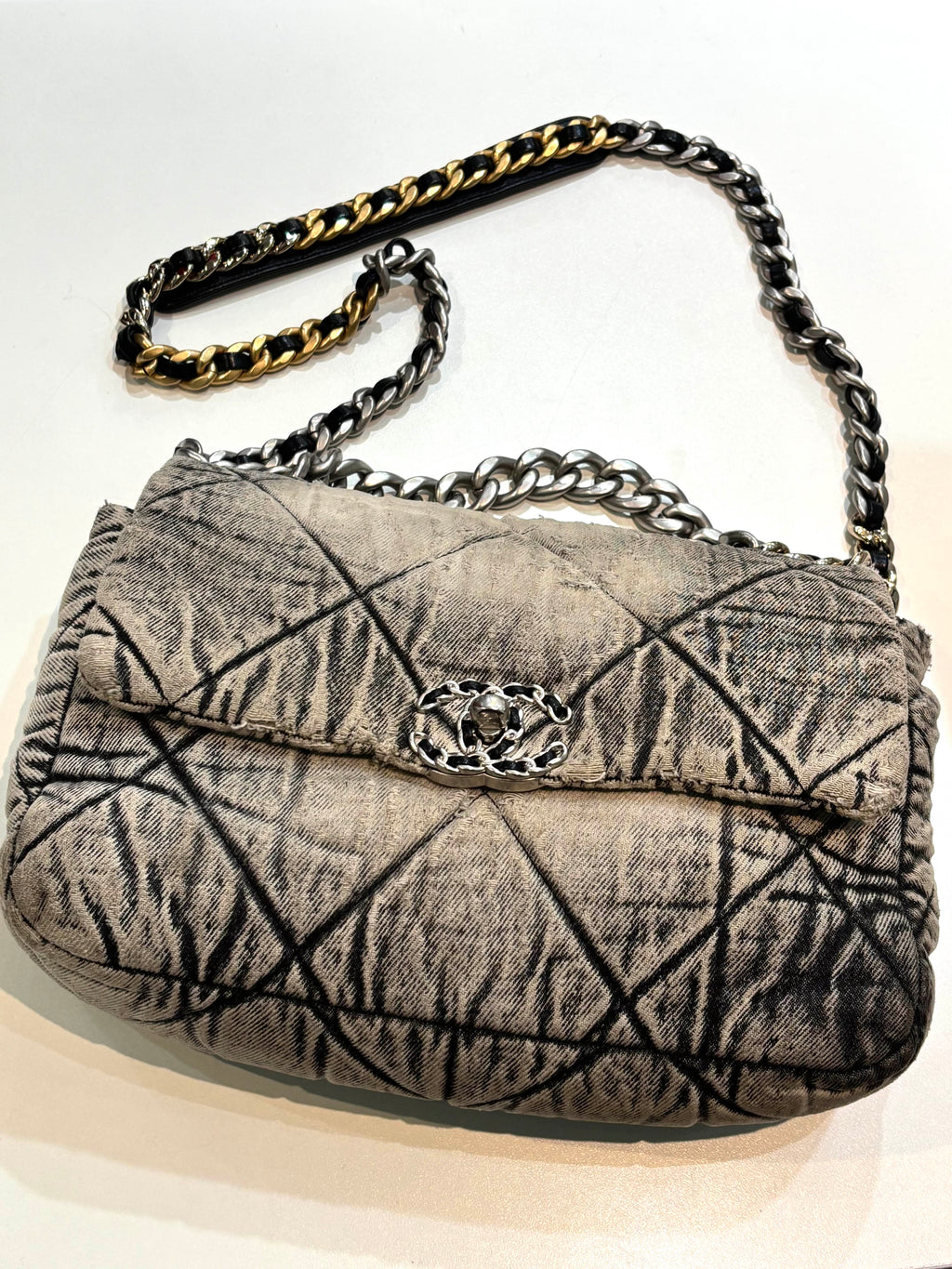 CHANEL 19 DISTRESSED DENIM BAG