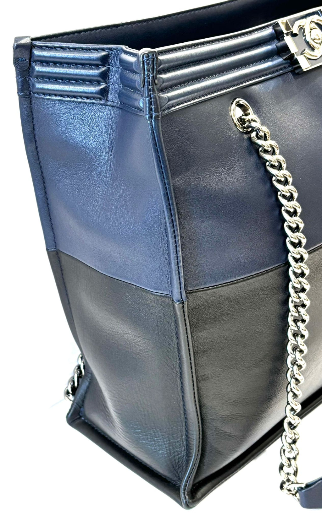 CHANEL 21 LAMBSKIN LEATHER BOY TOTE CHAIN BAG