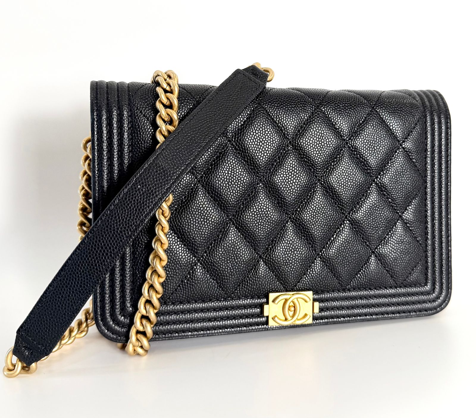 CHANEL GRAINED SHINY CALFSKIN LEATHER BOY WALLET ON CHAIN