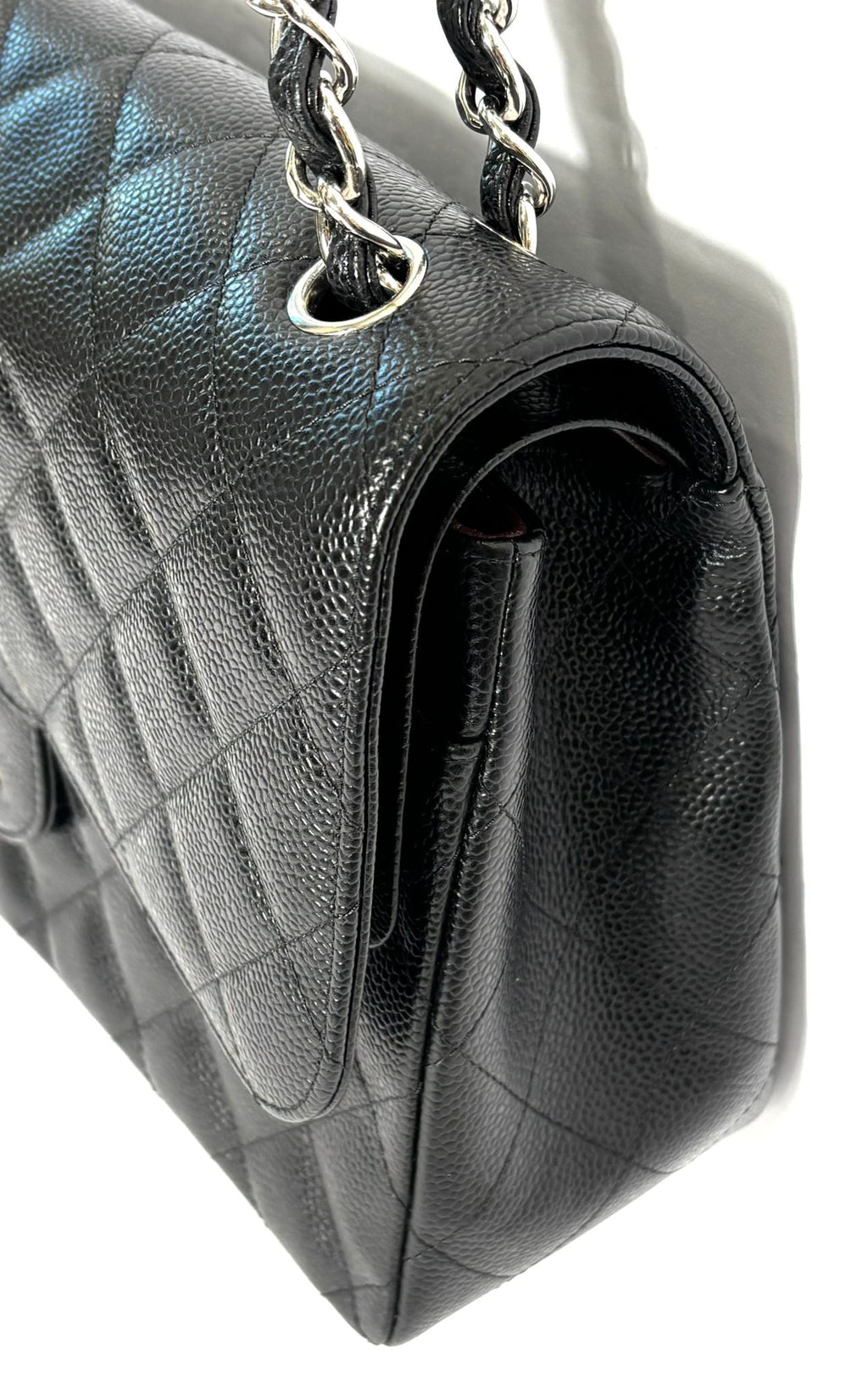 CHANEL CLASSIC CAVIAR QUILTED JUMBO DOUBLE FLAP BAG